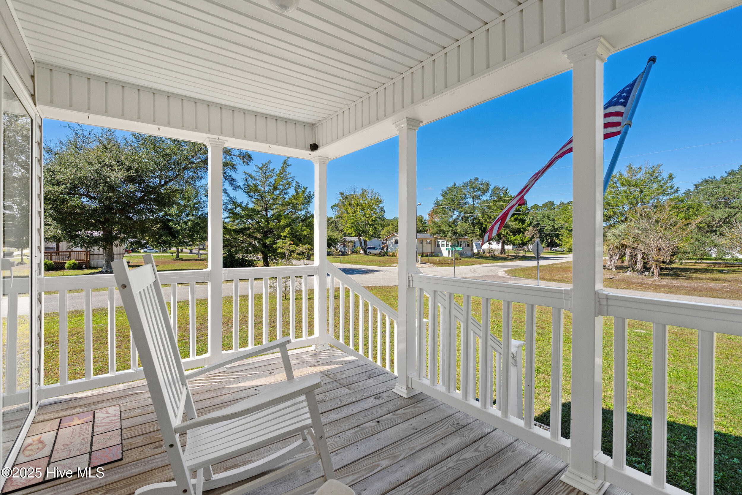 main property photo 25