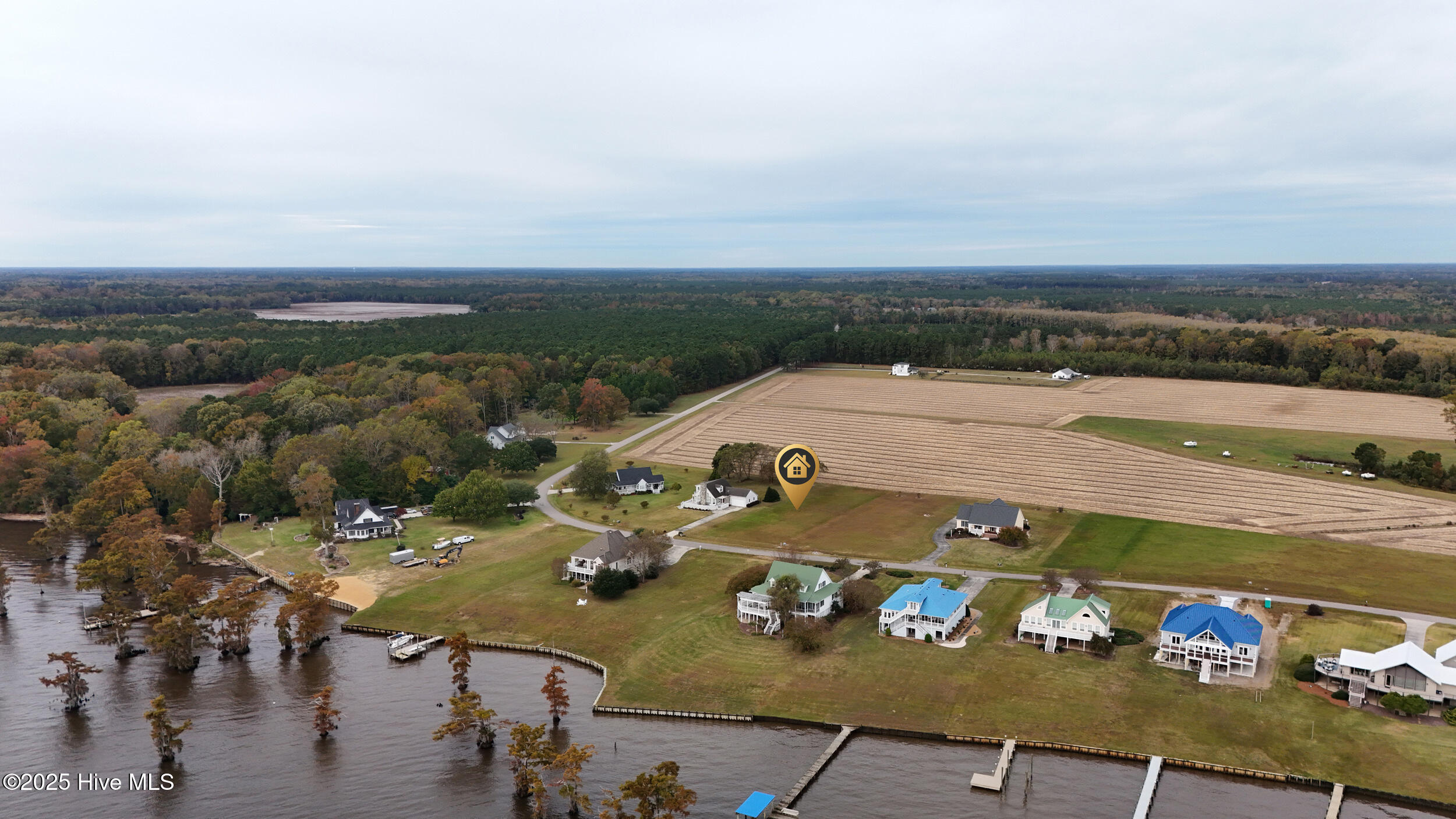 main property photo 6