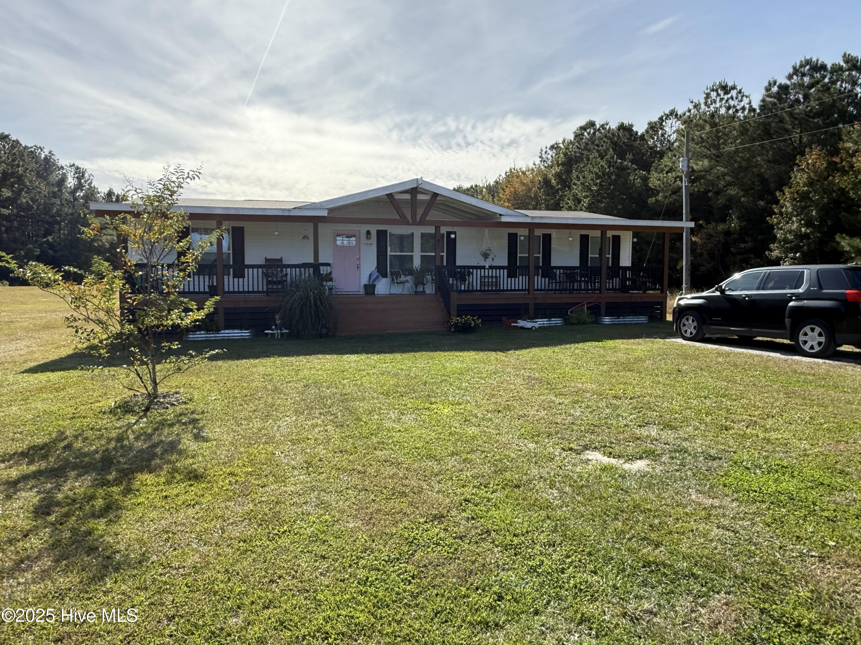 main property photo 7