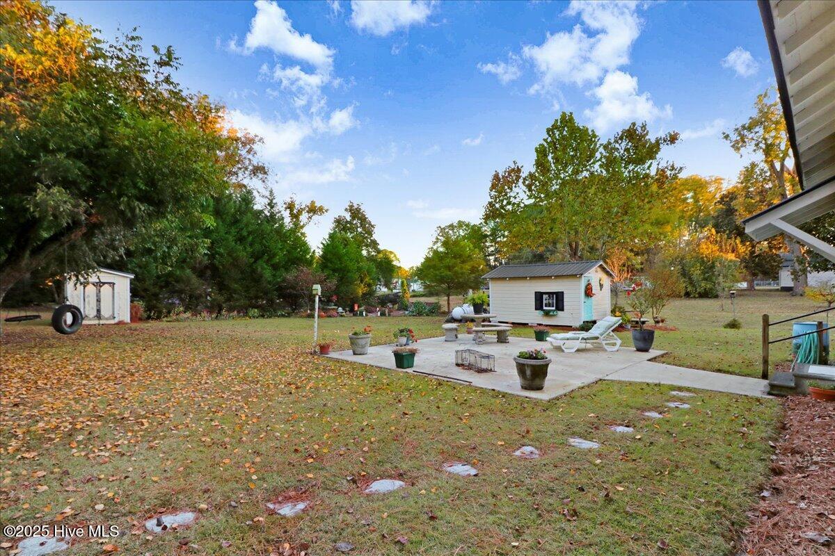 main property photo 23