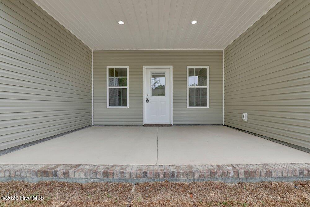 main property photo 24
