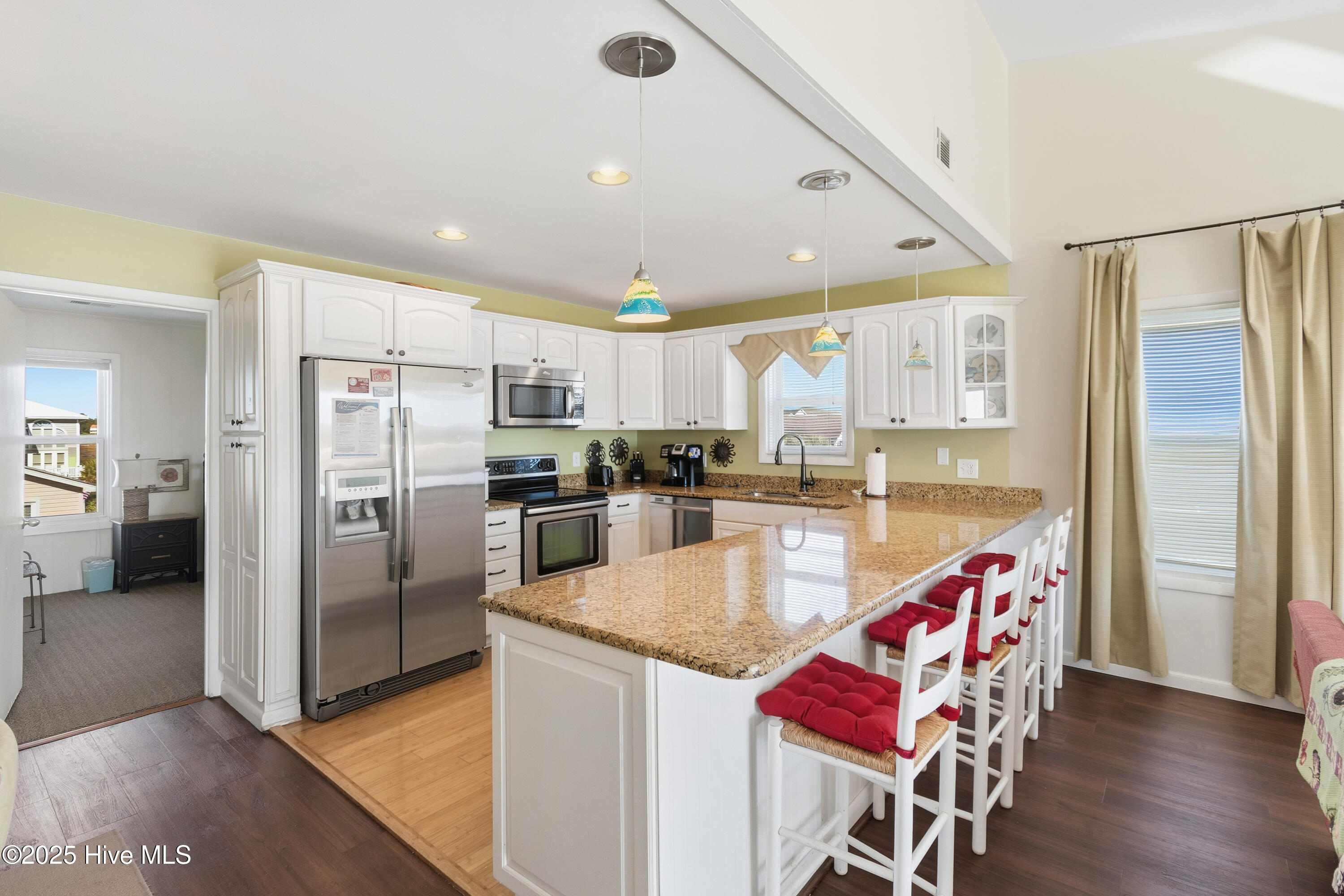 main property photo 20