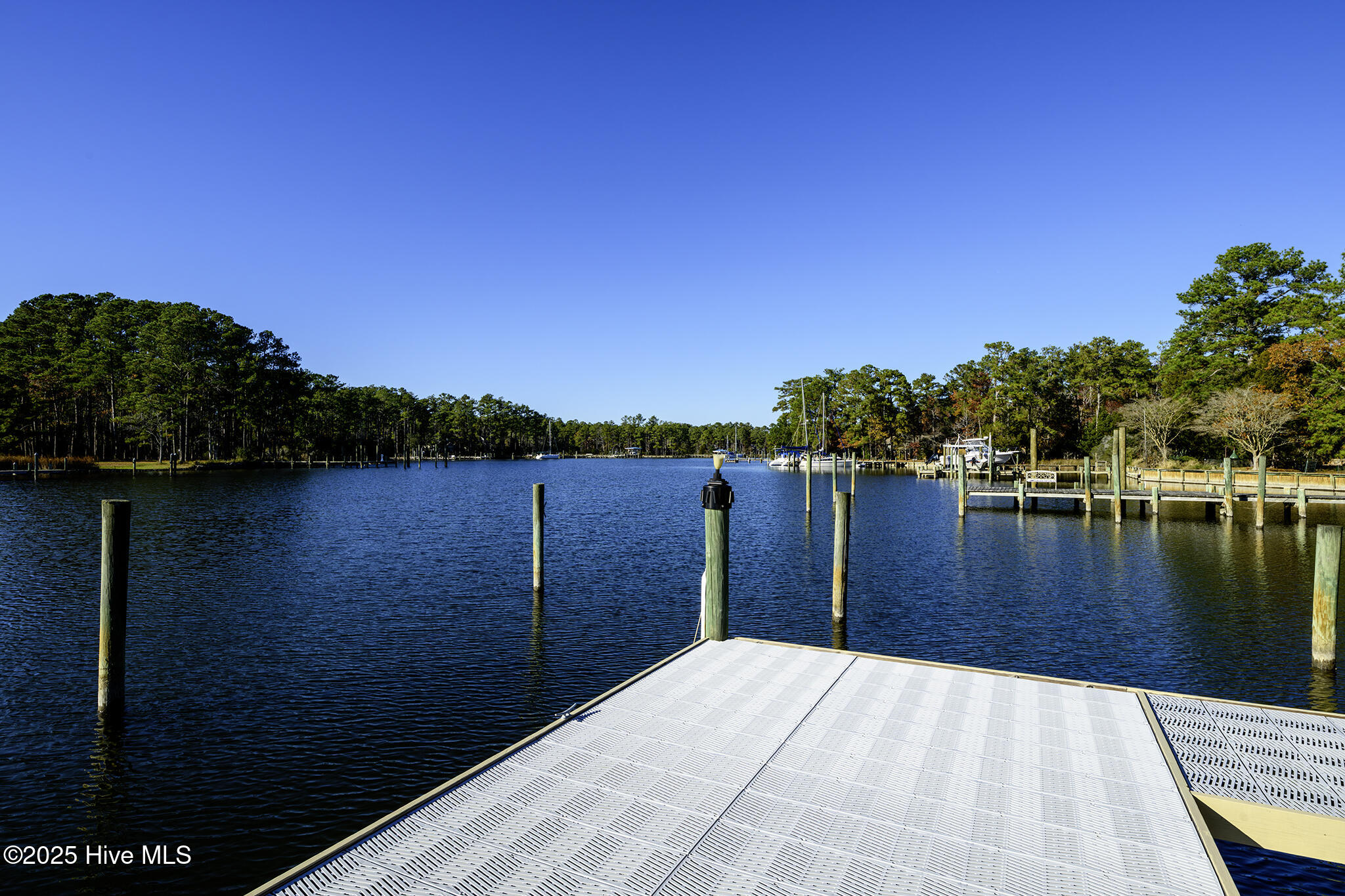 main property photo 24