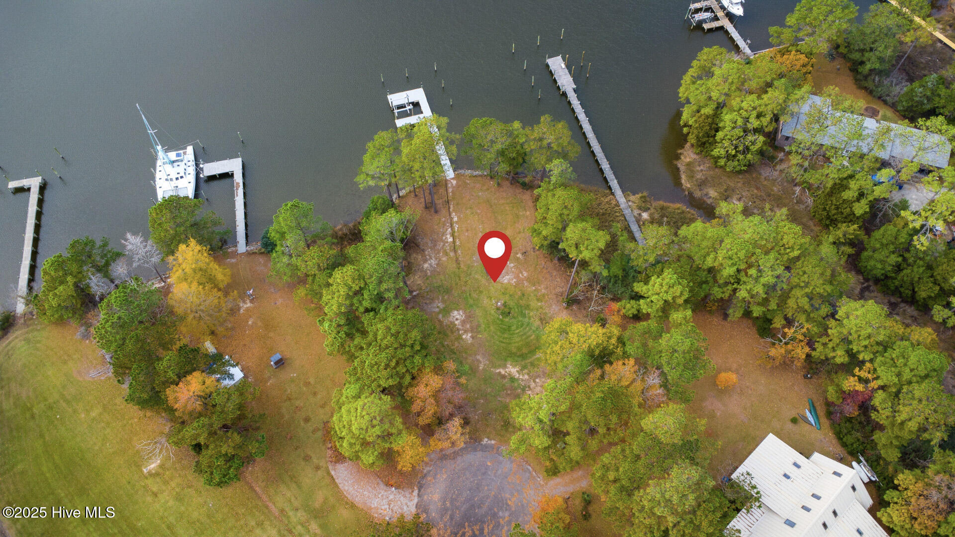 main property photo 27