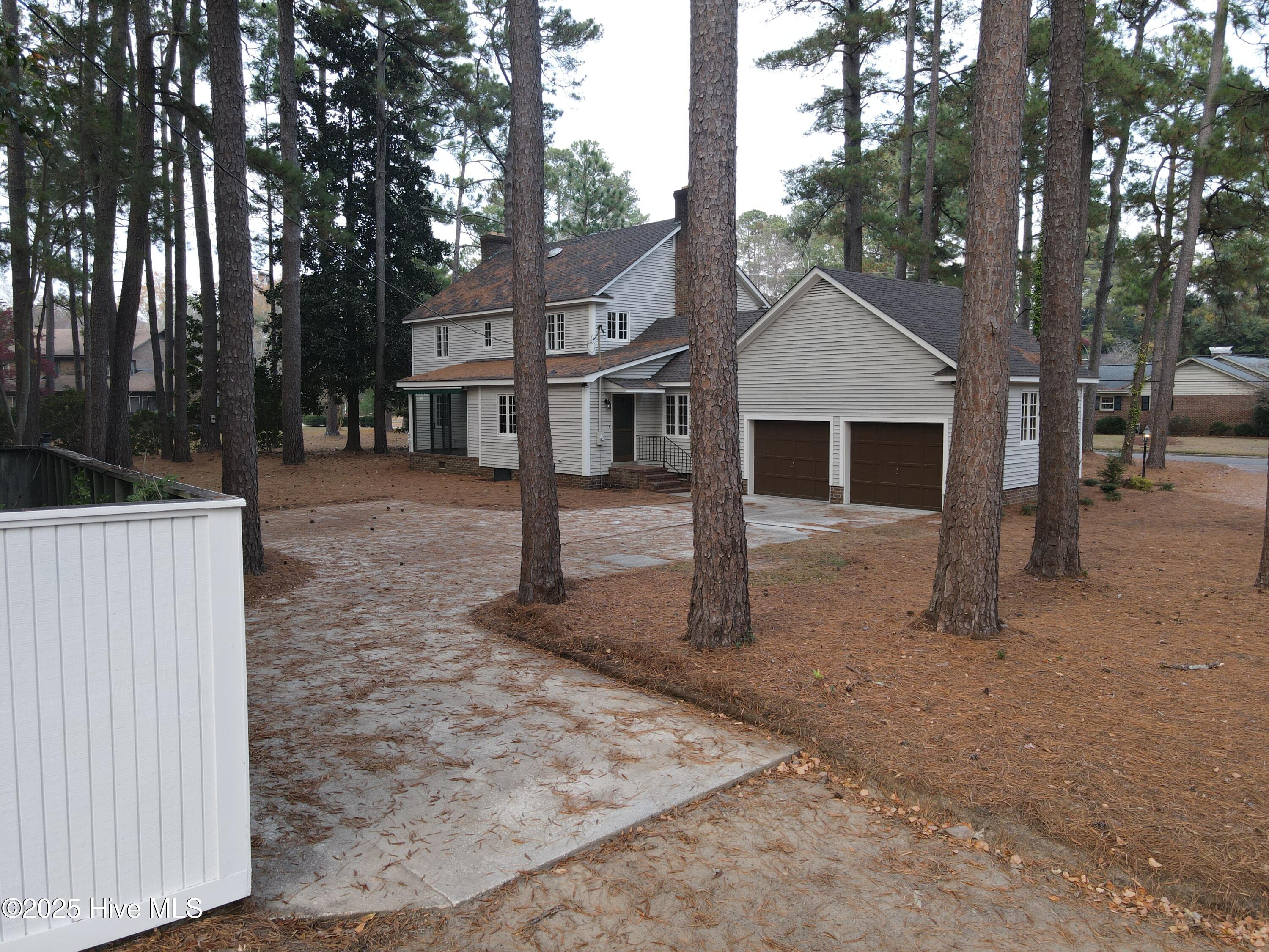 main property photo 32