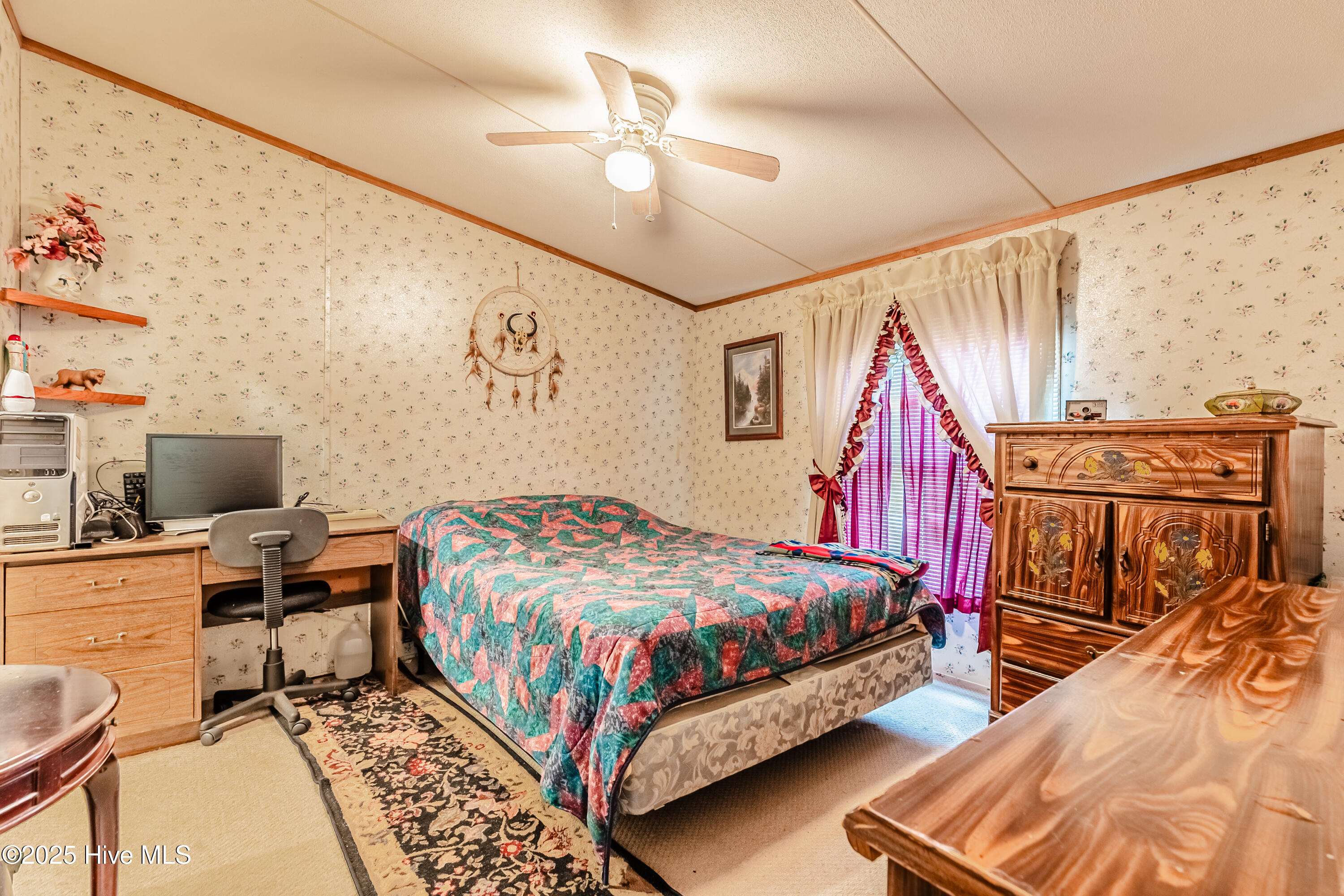 main property photo 24