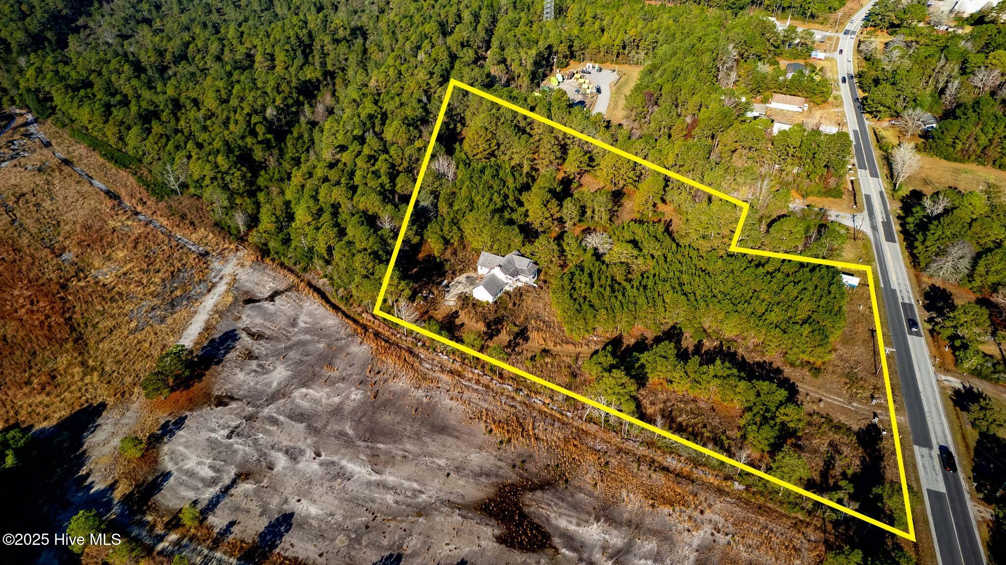main property photo 9
