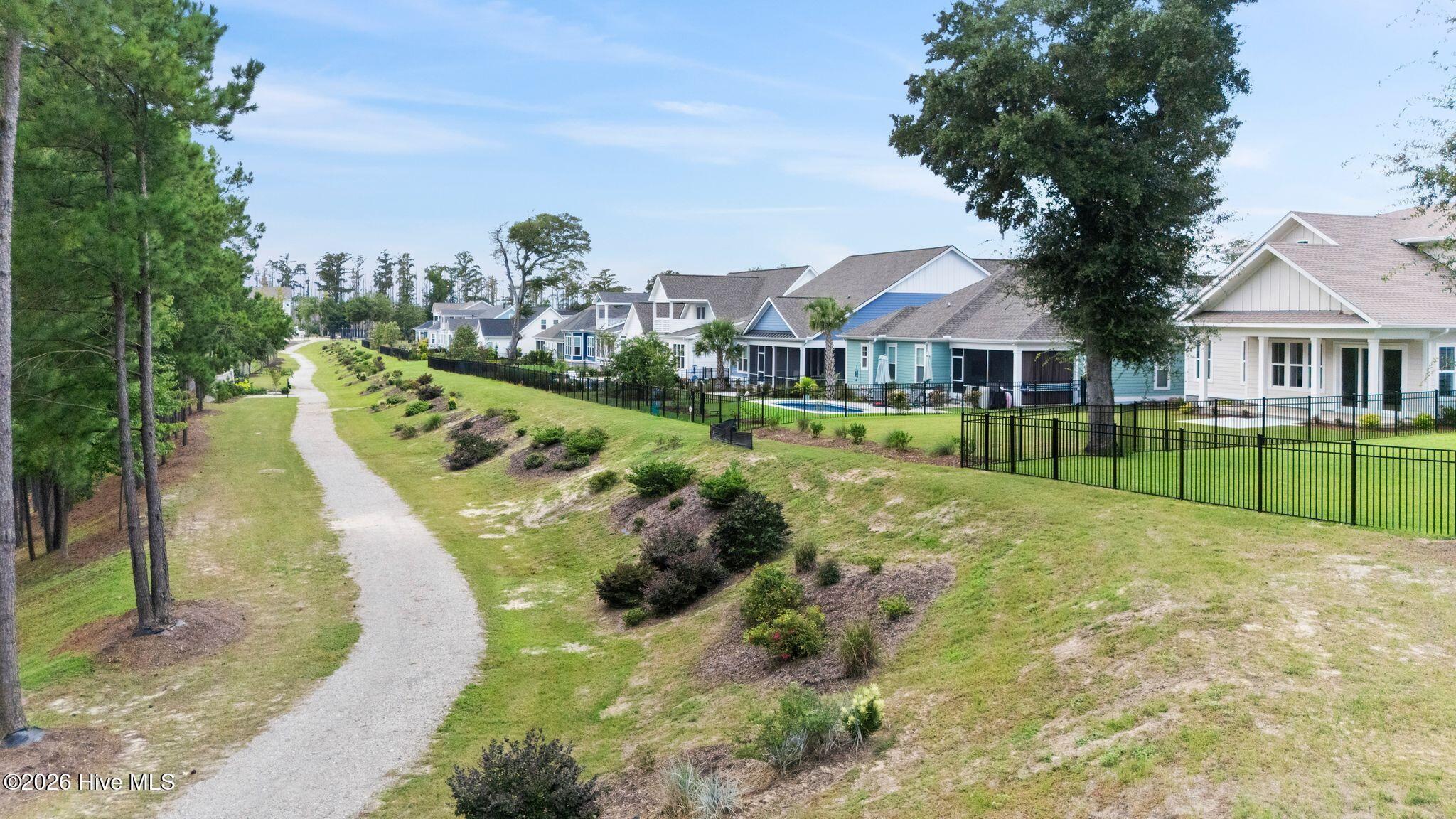 main property photo 37