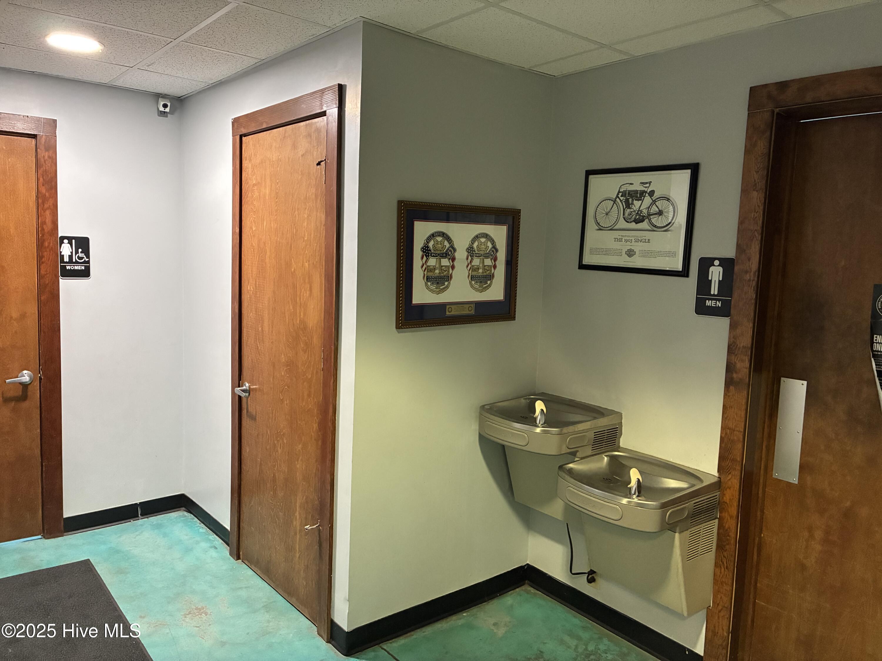 main property photo 25