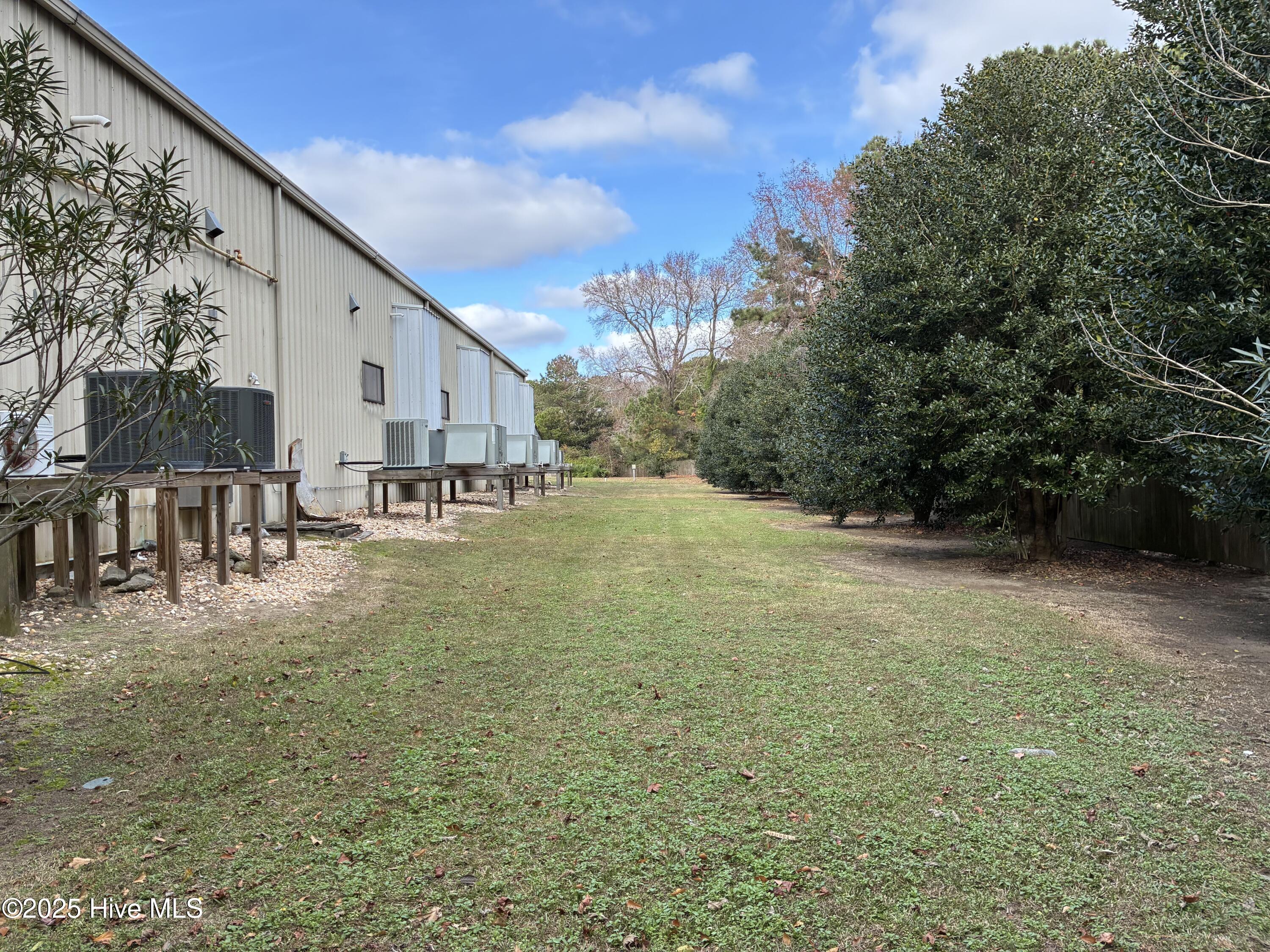 main property photo 50