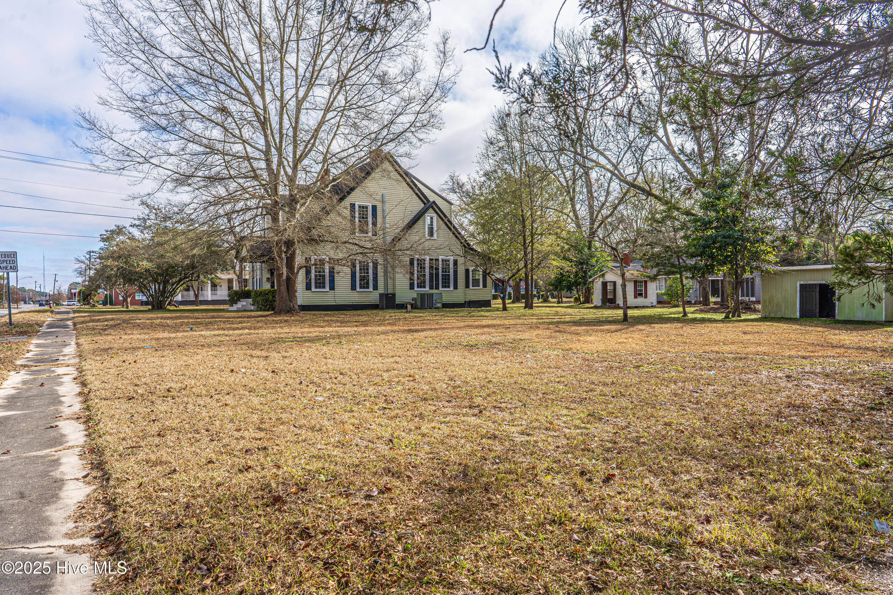 main property photo 125