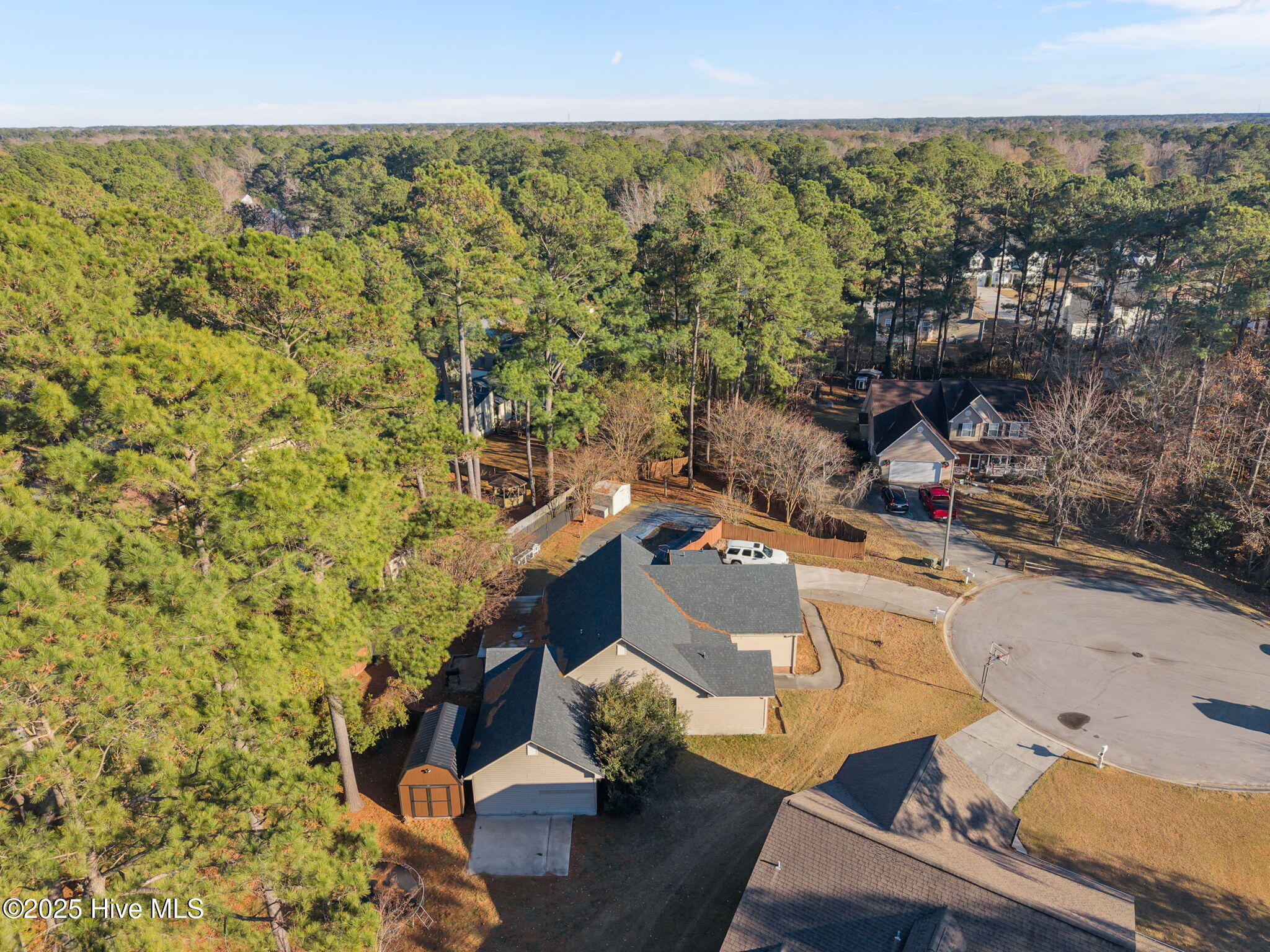 main property photo 34