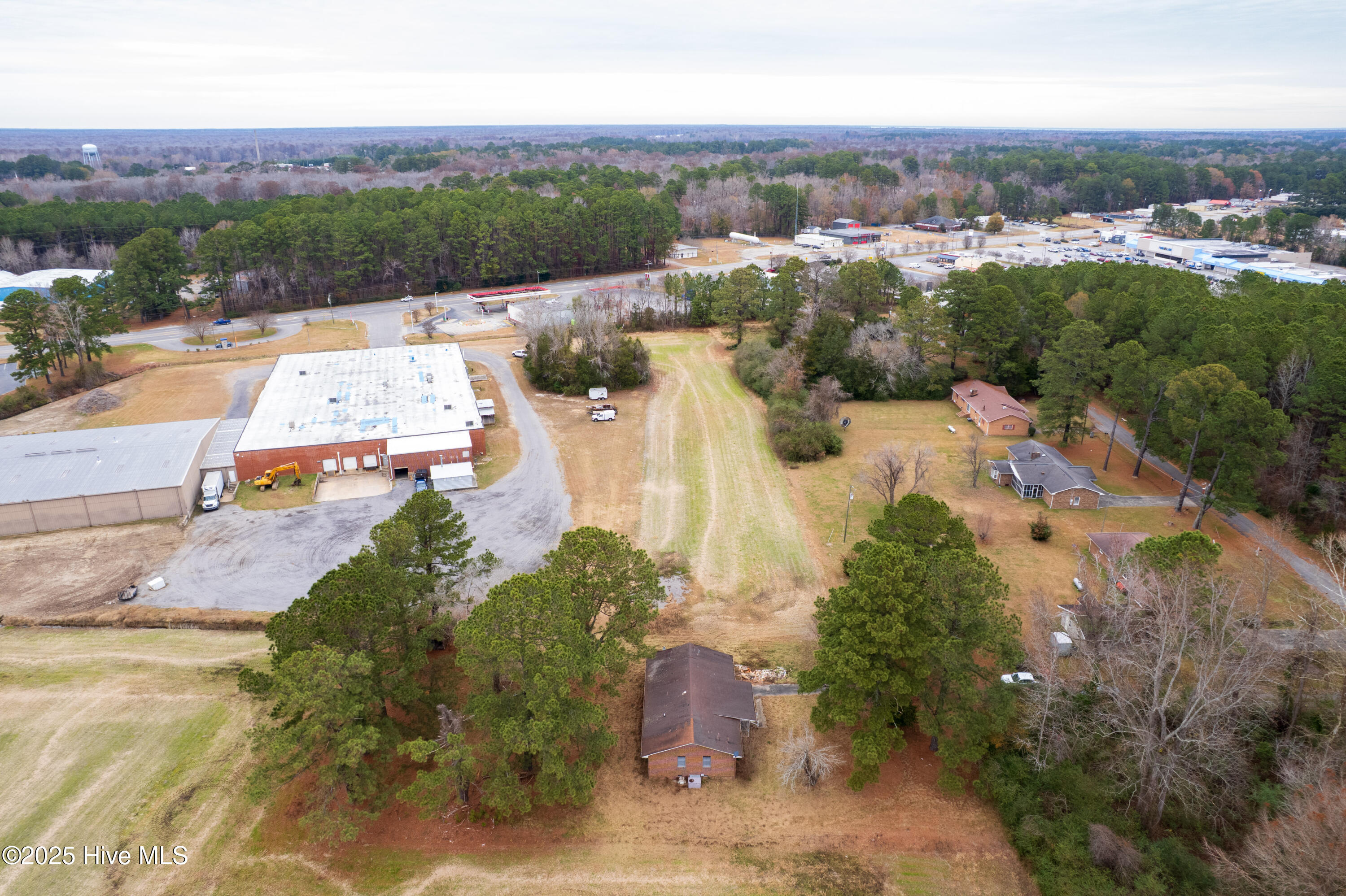 main property photo 10