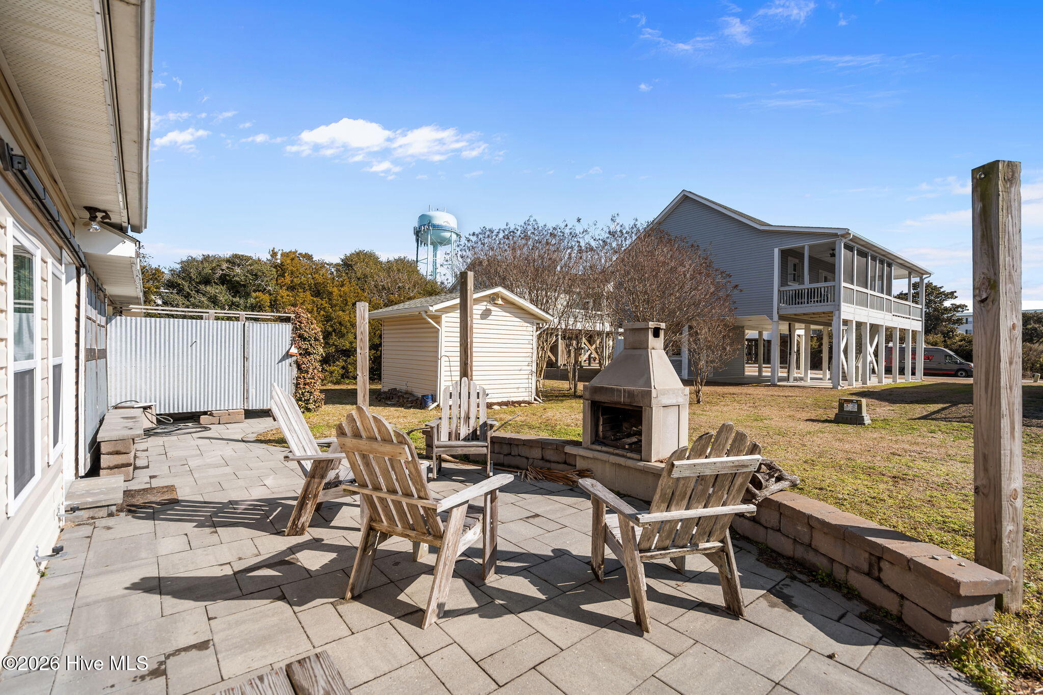 main property photo 41