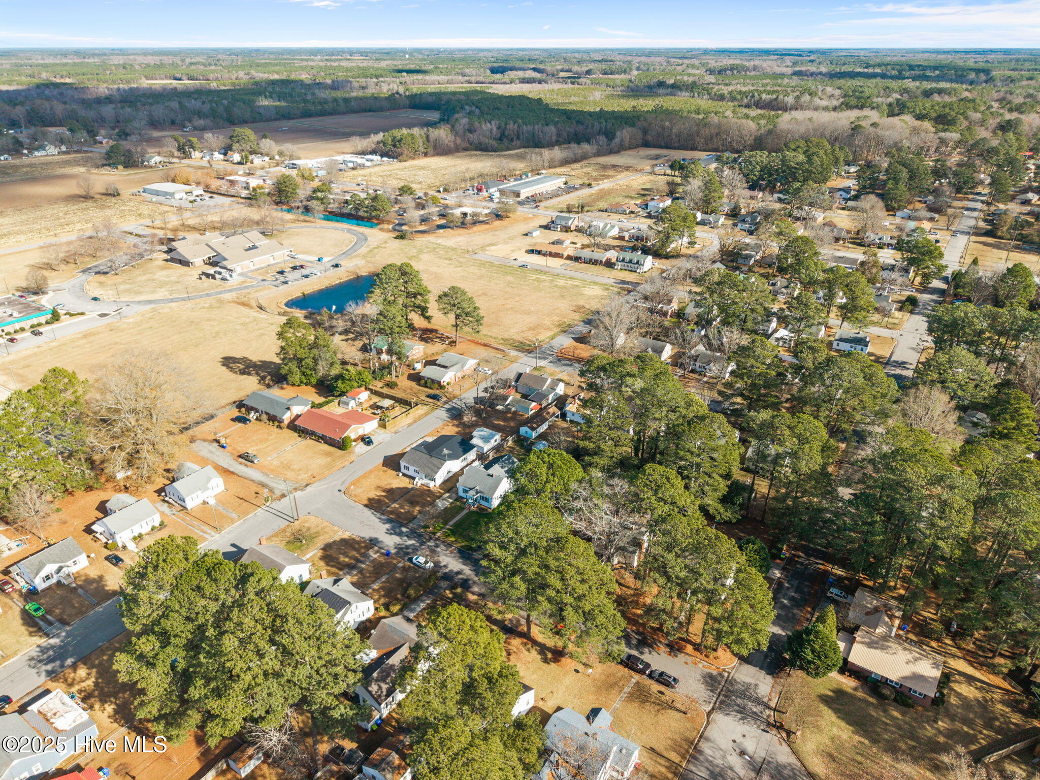 main property photo 10