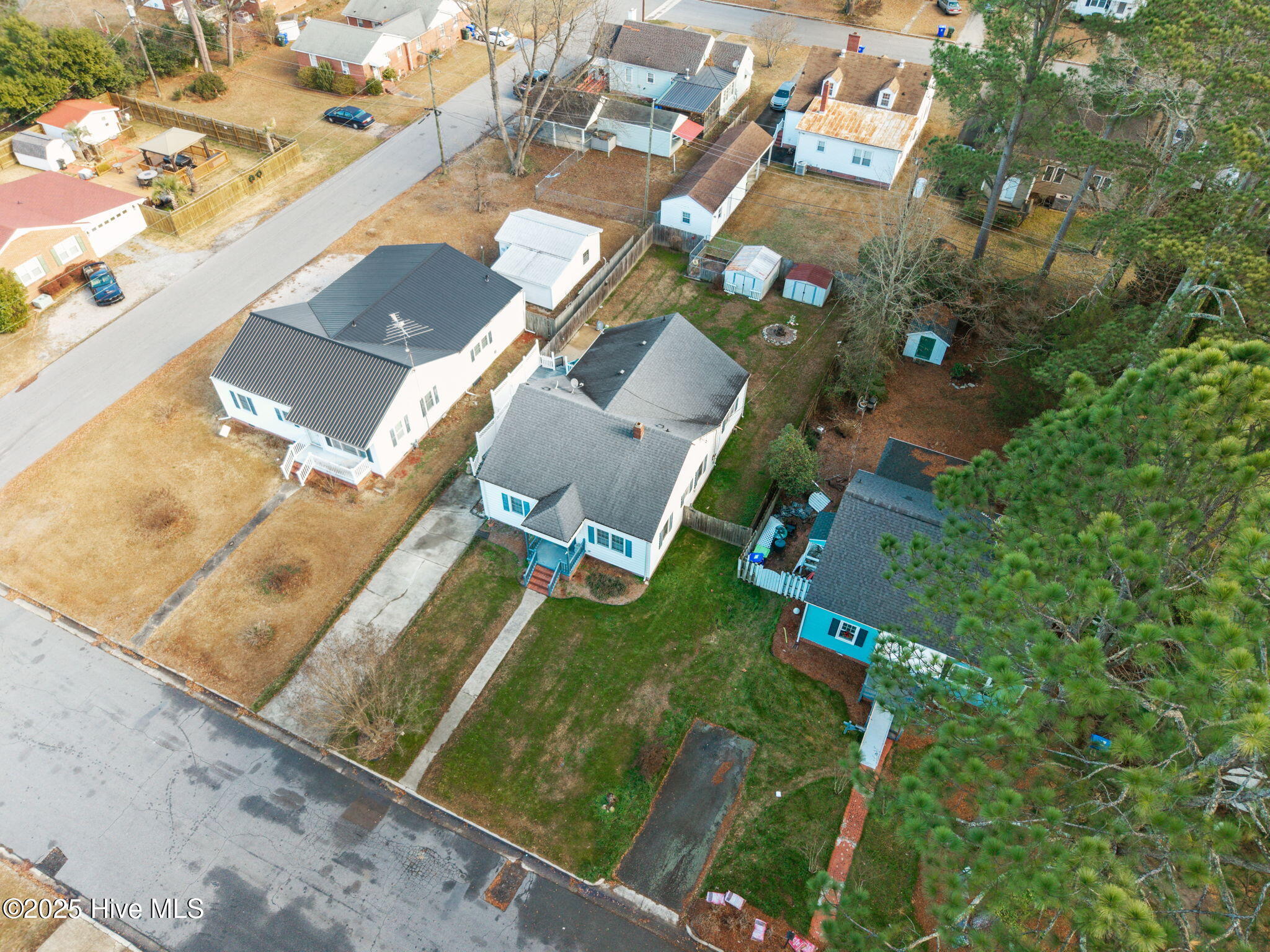 main property photo 11