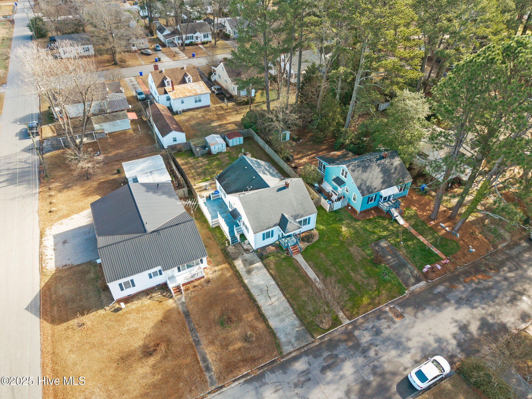 main property photo 12