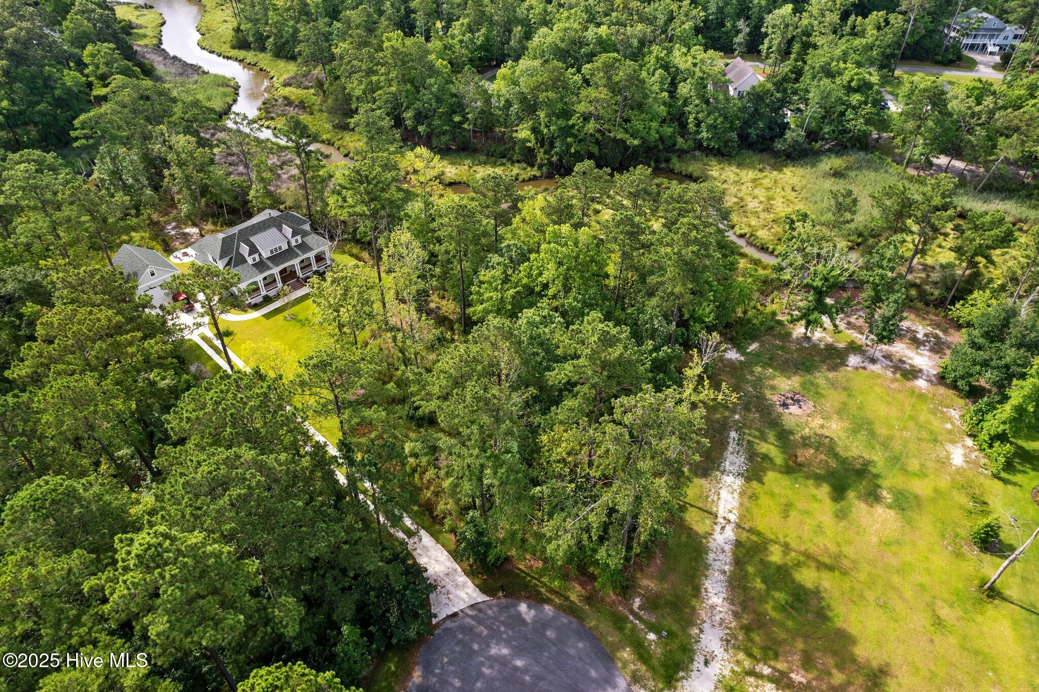 main property photo 12