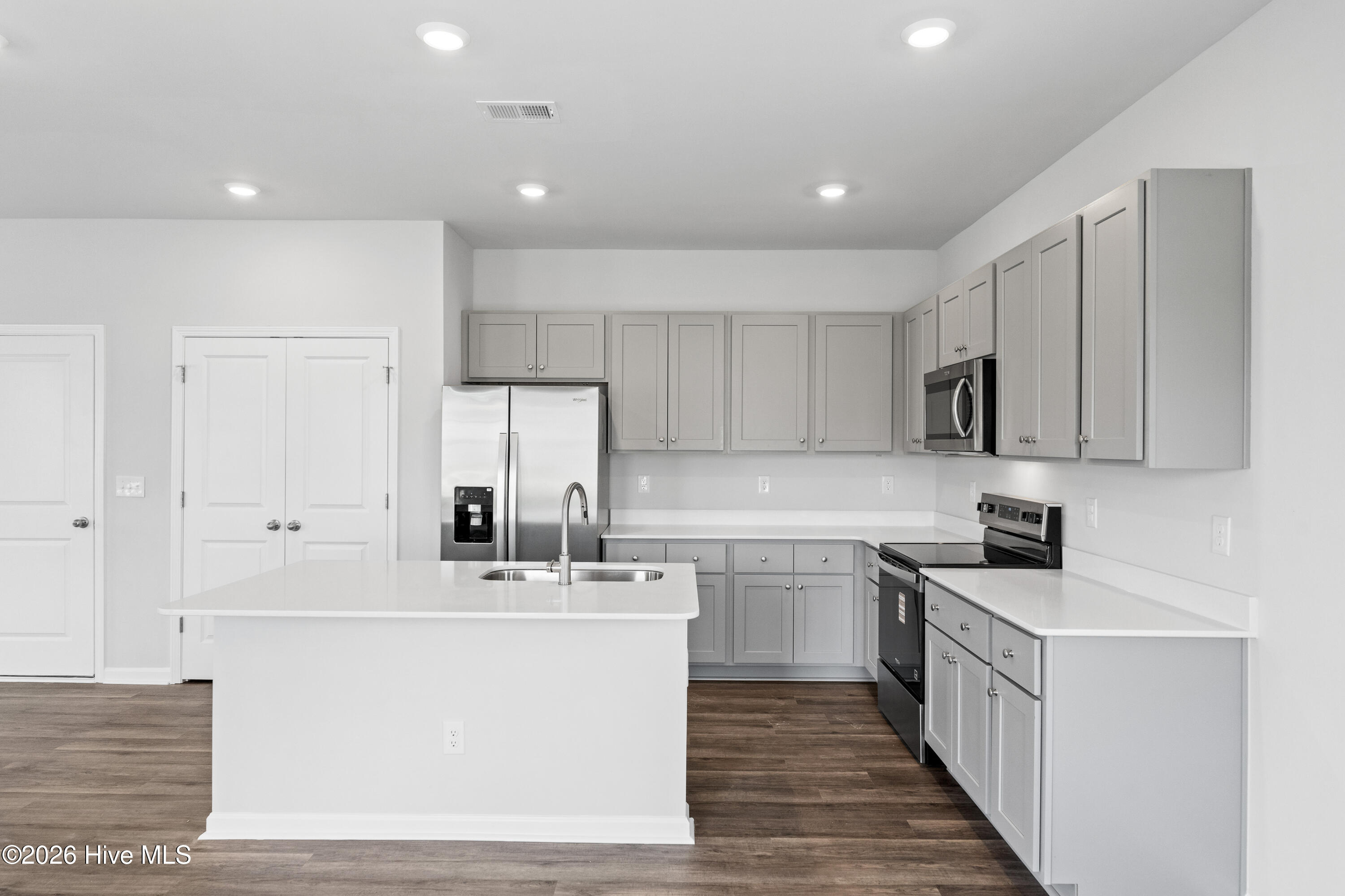 main property photo 68