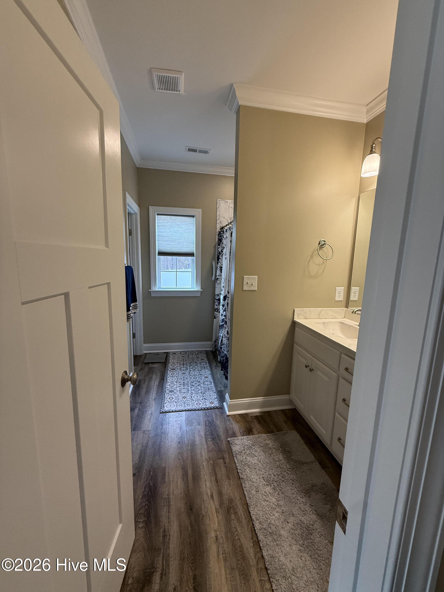 main property photo 75