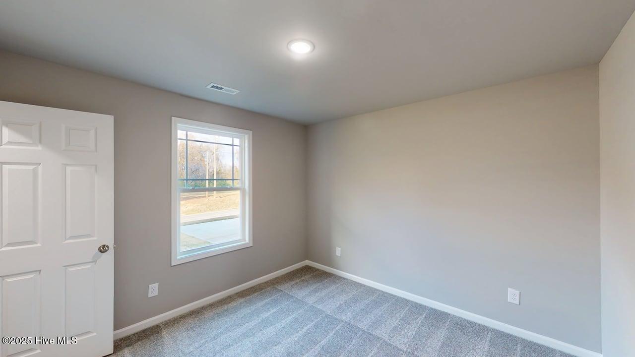 property viewer photo 16
