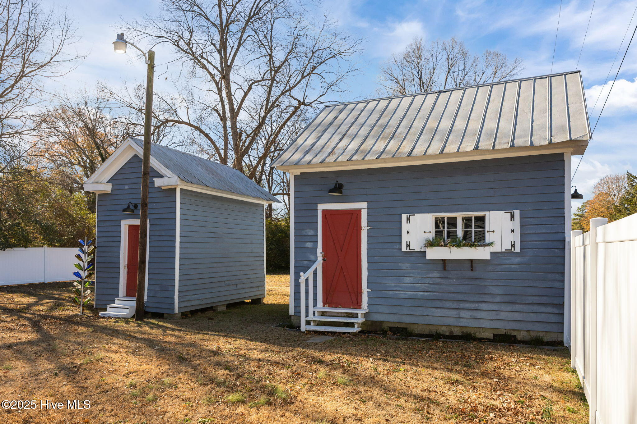 main property photo 51