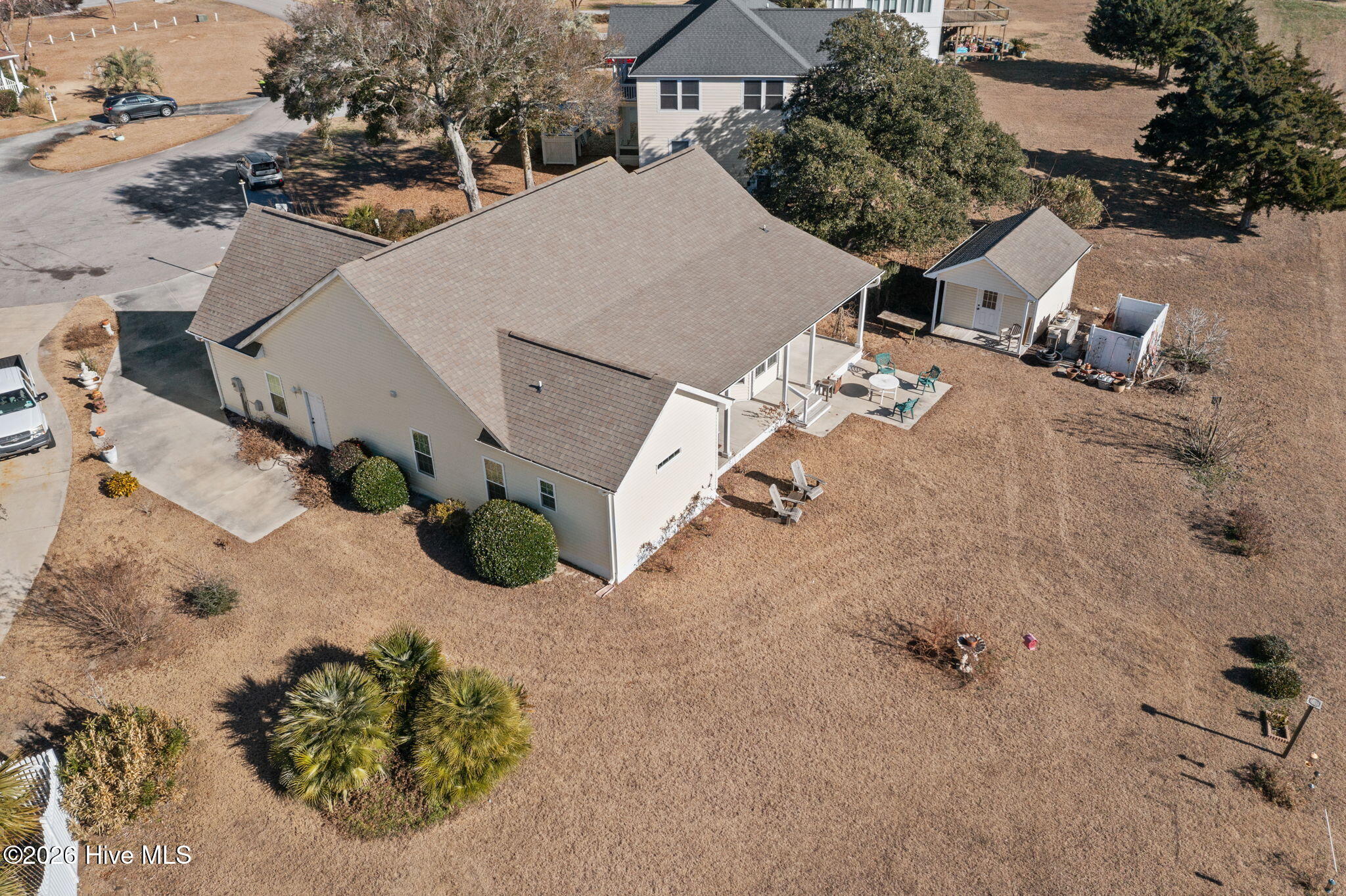 main property photo 8