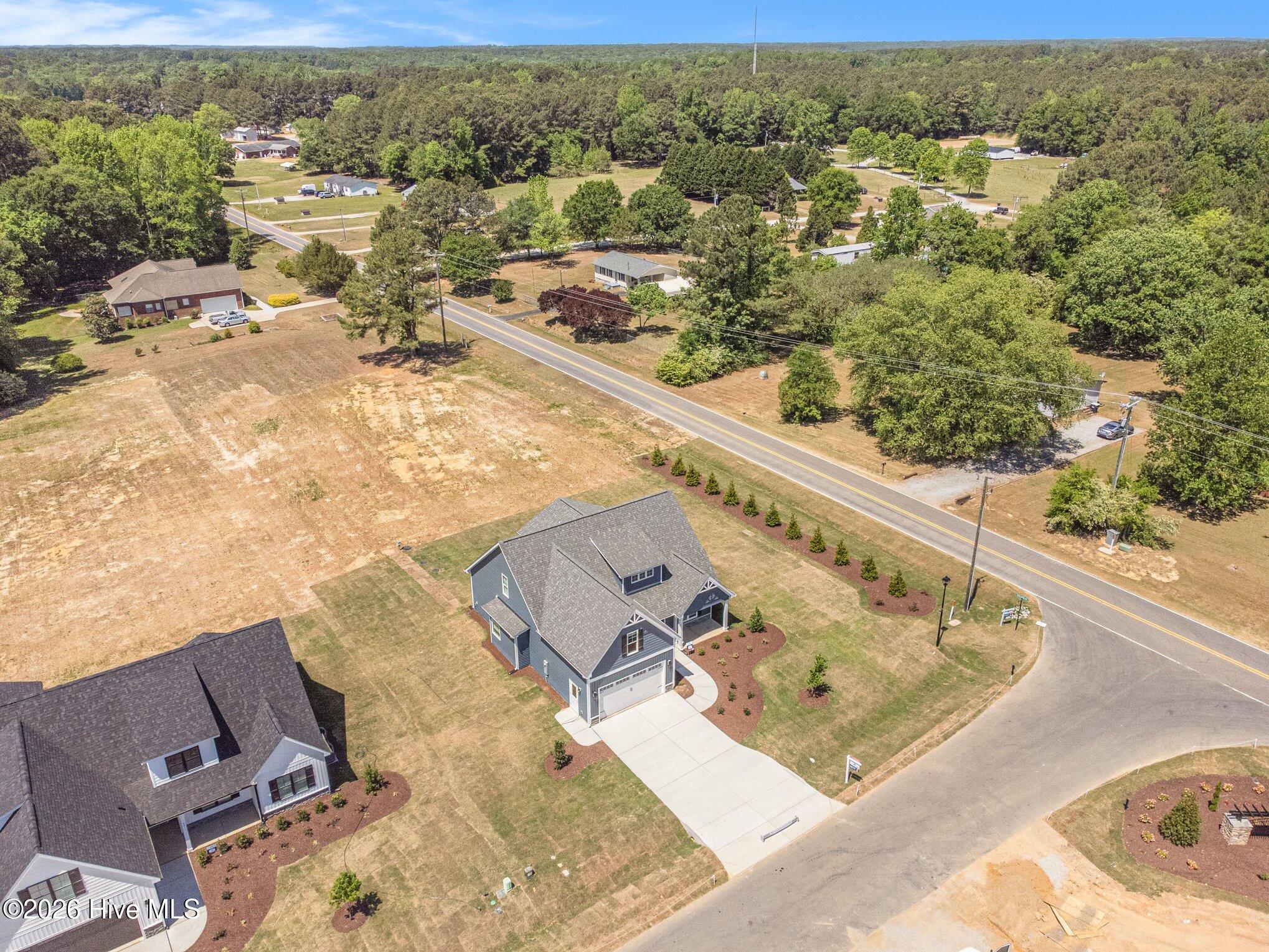 main property photo 32