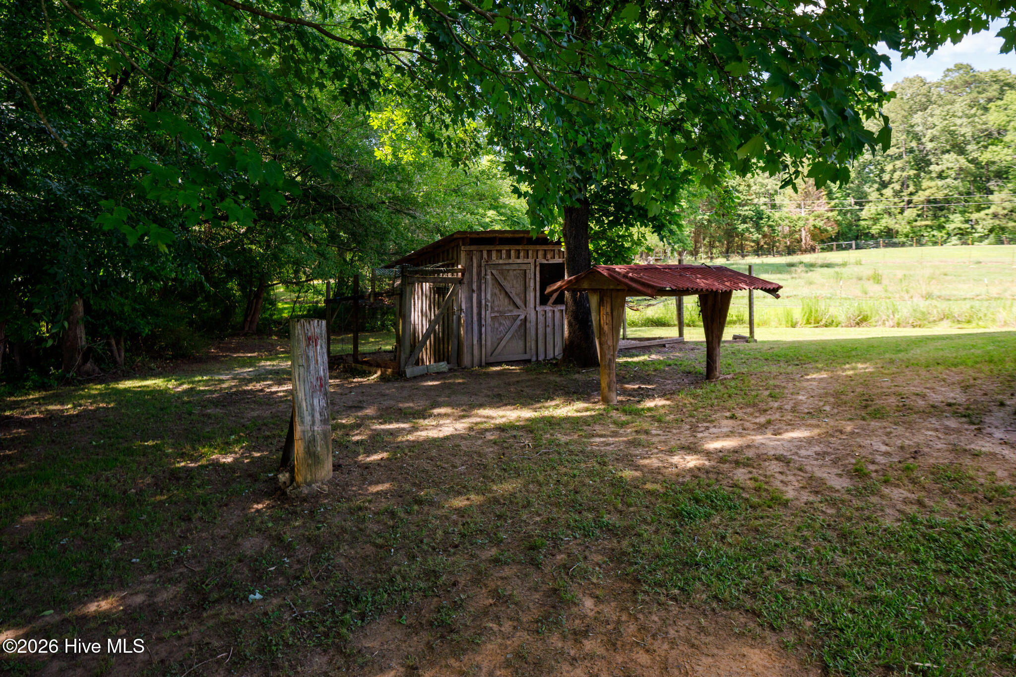 main property photo 47