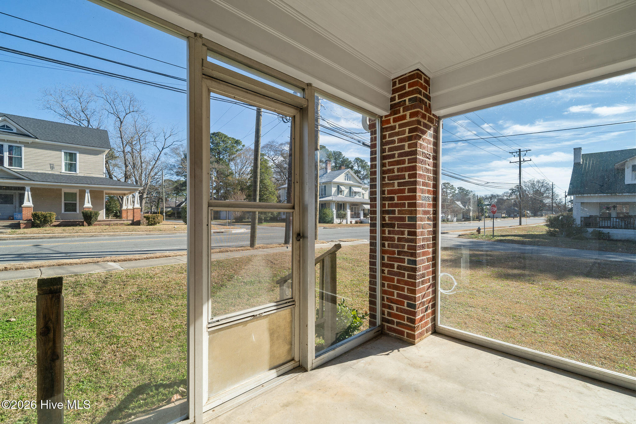 main property photo 22