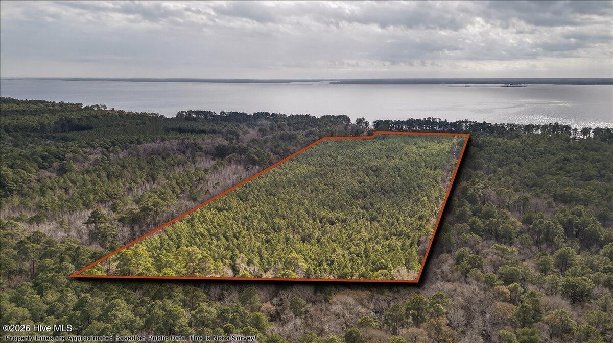 main property photo 11