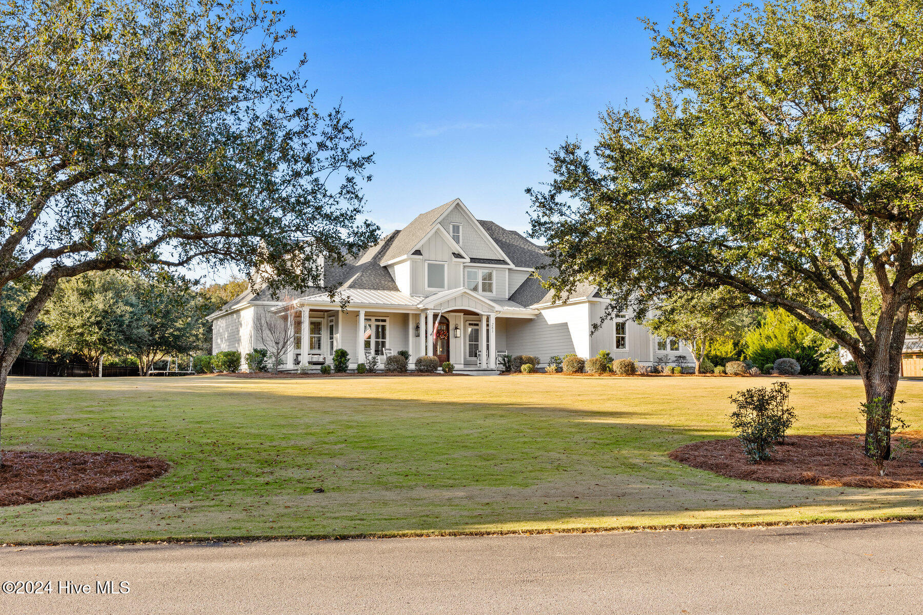 main property photo 7