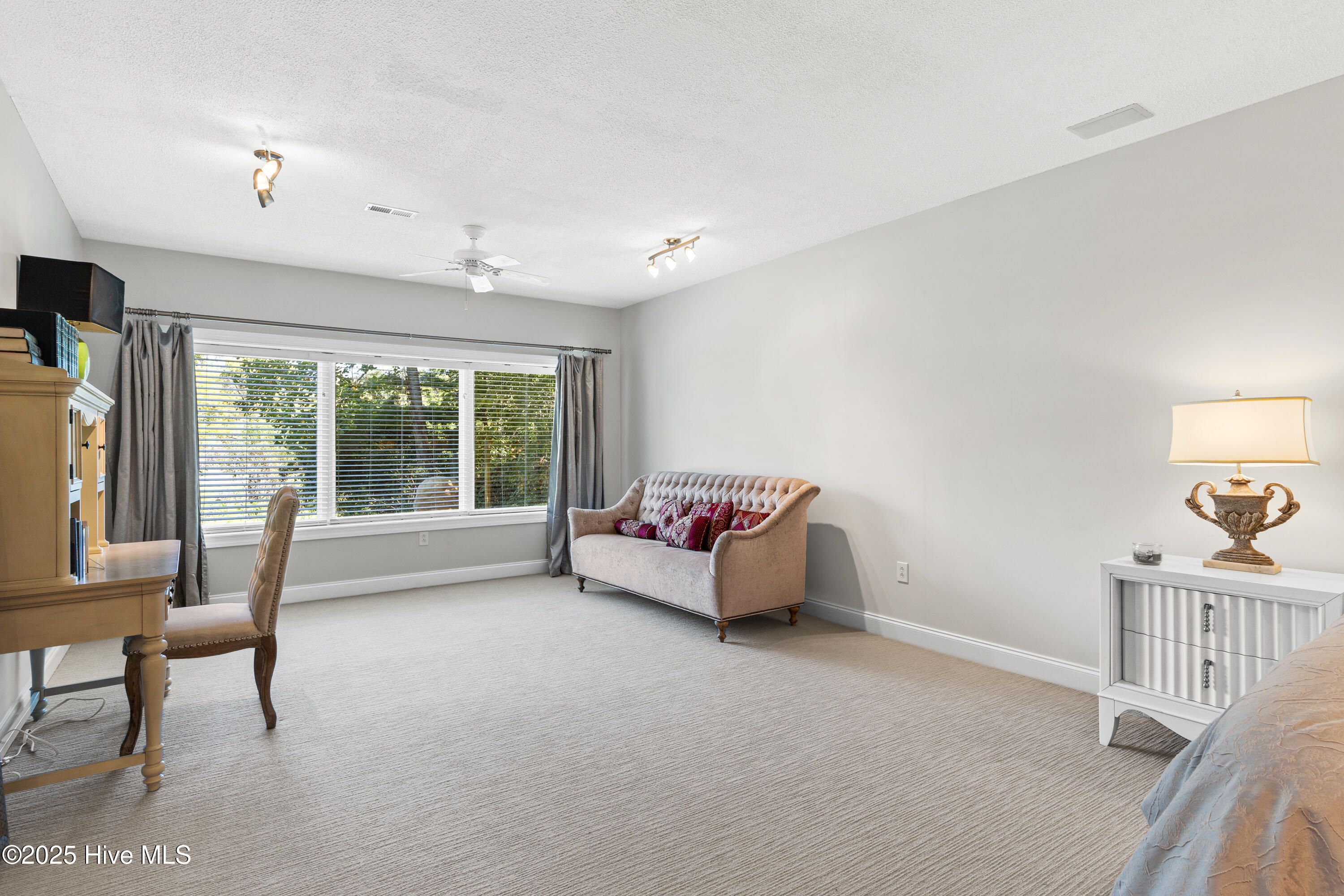 main property photo 62