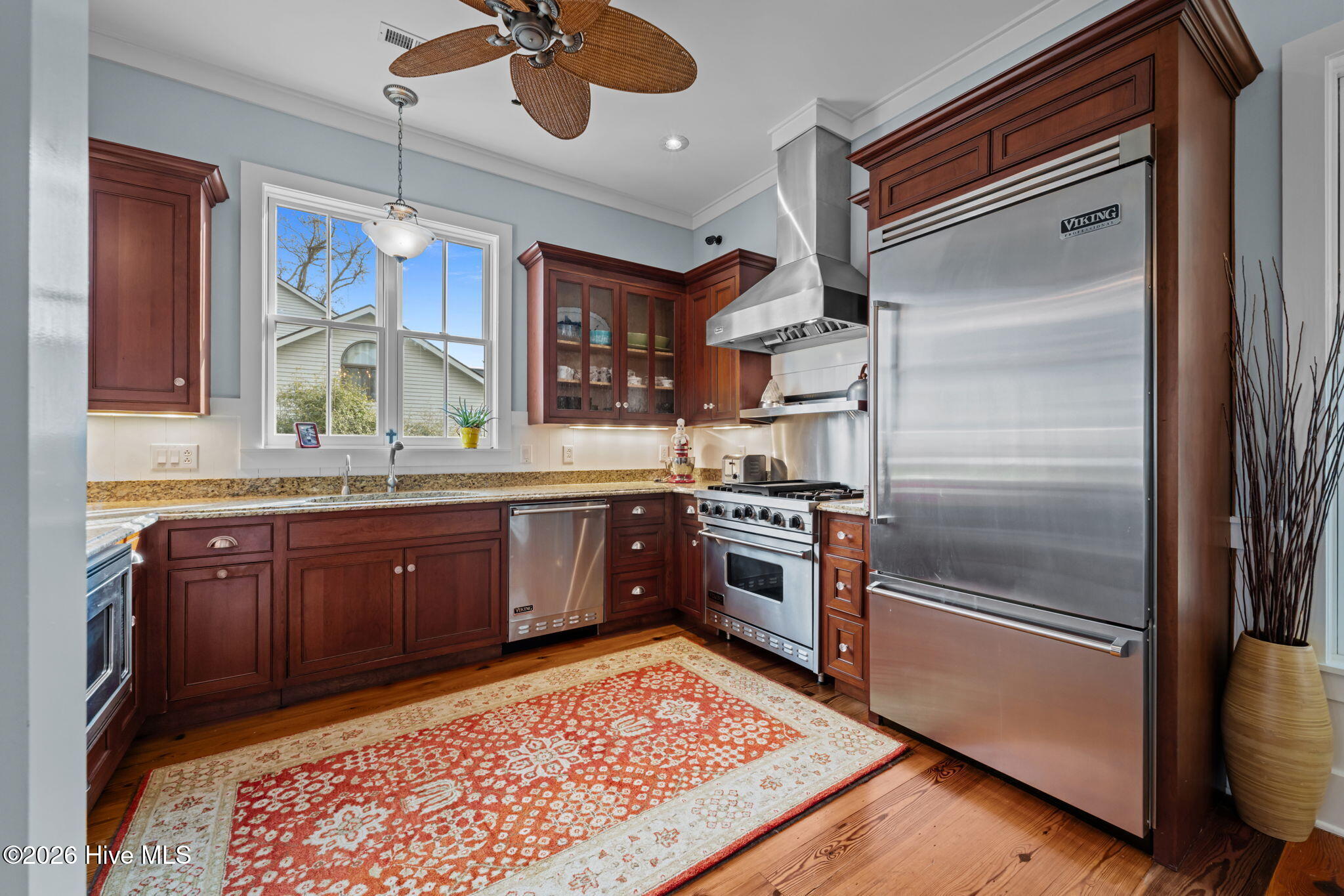 main property photo 24