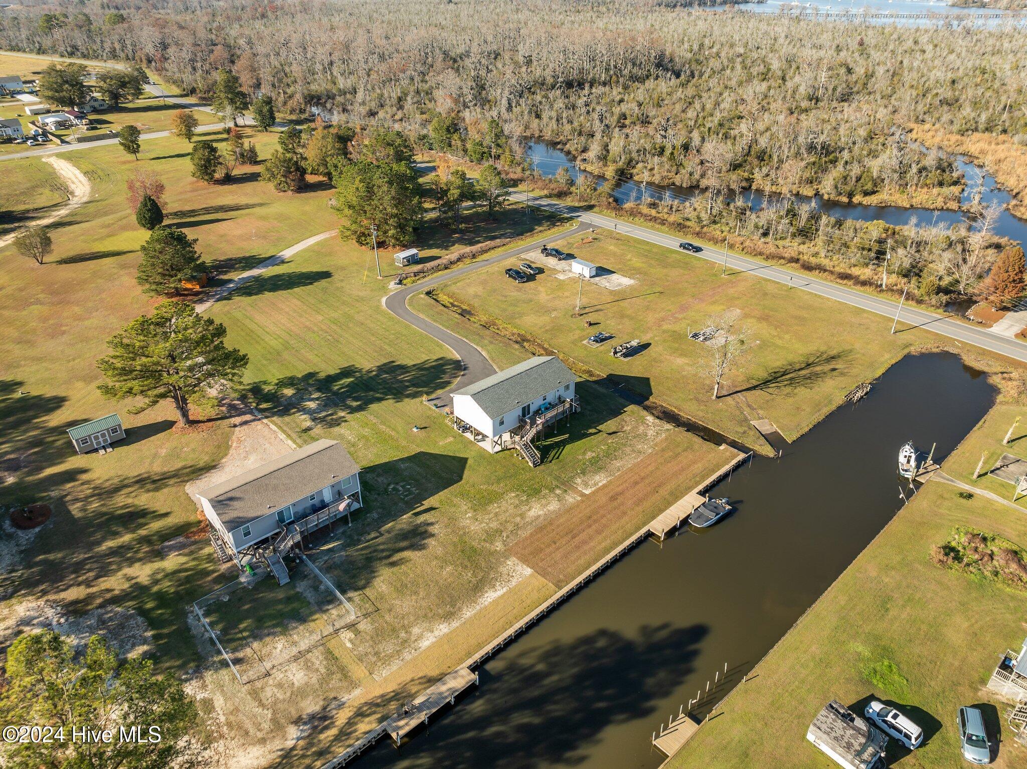 main property photo 32