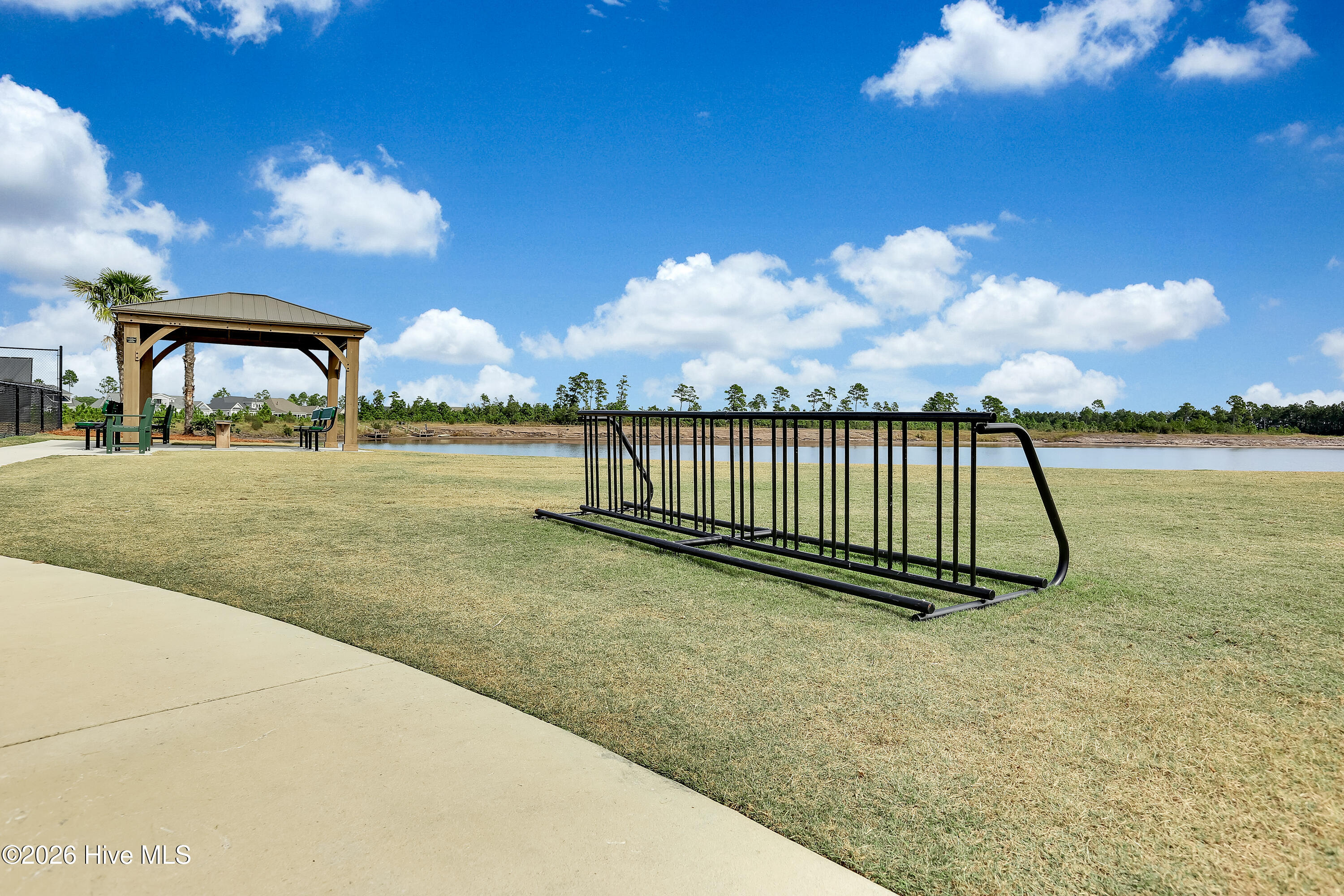 main property photo 45