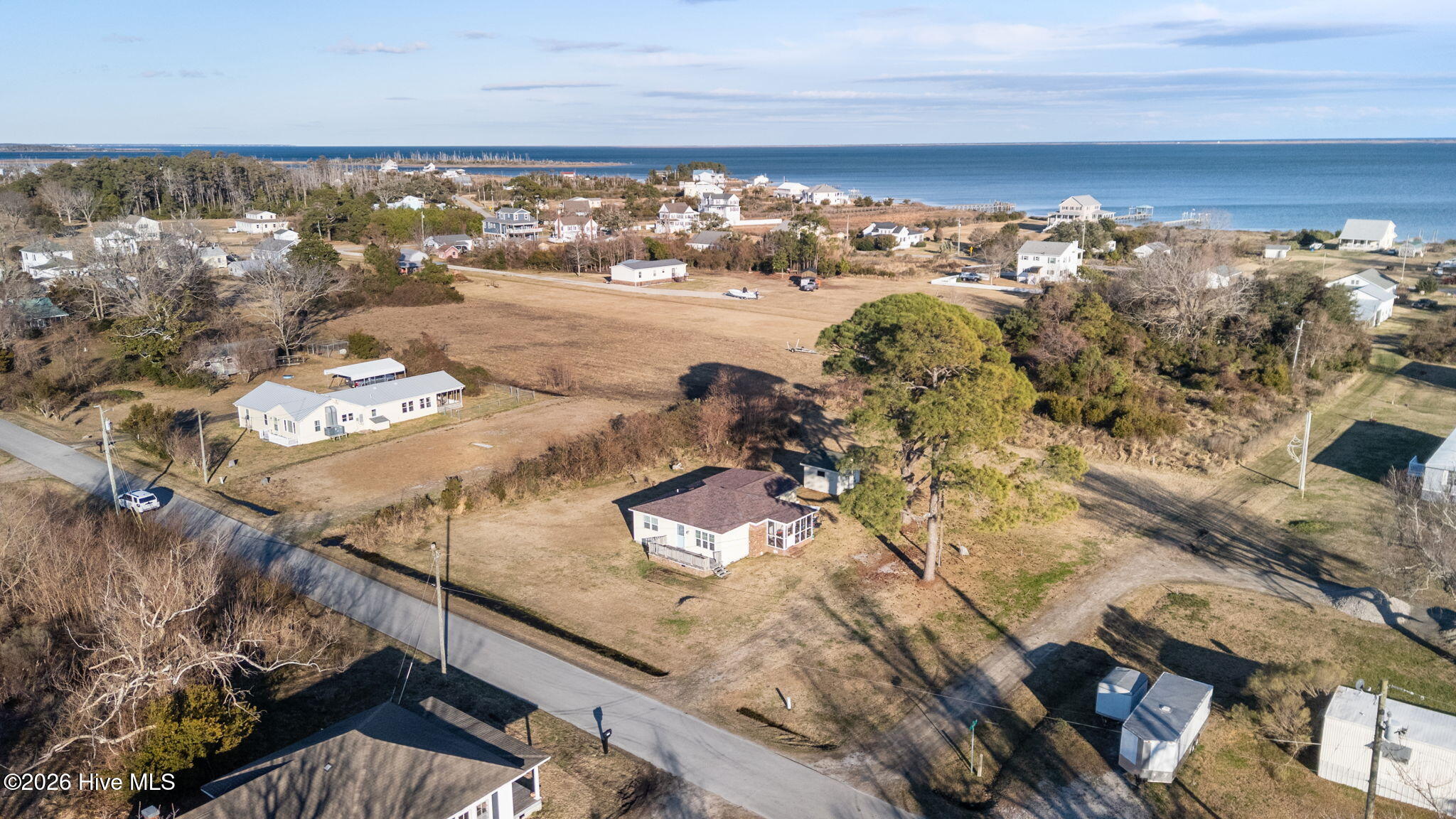 main property photo 33
