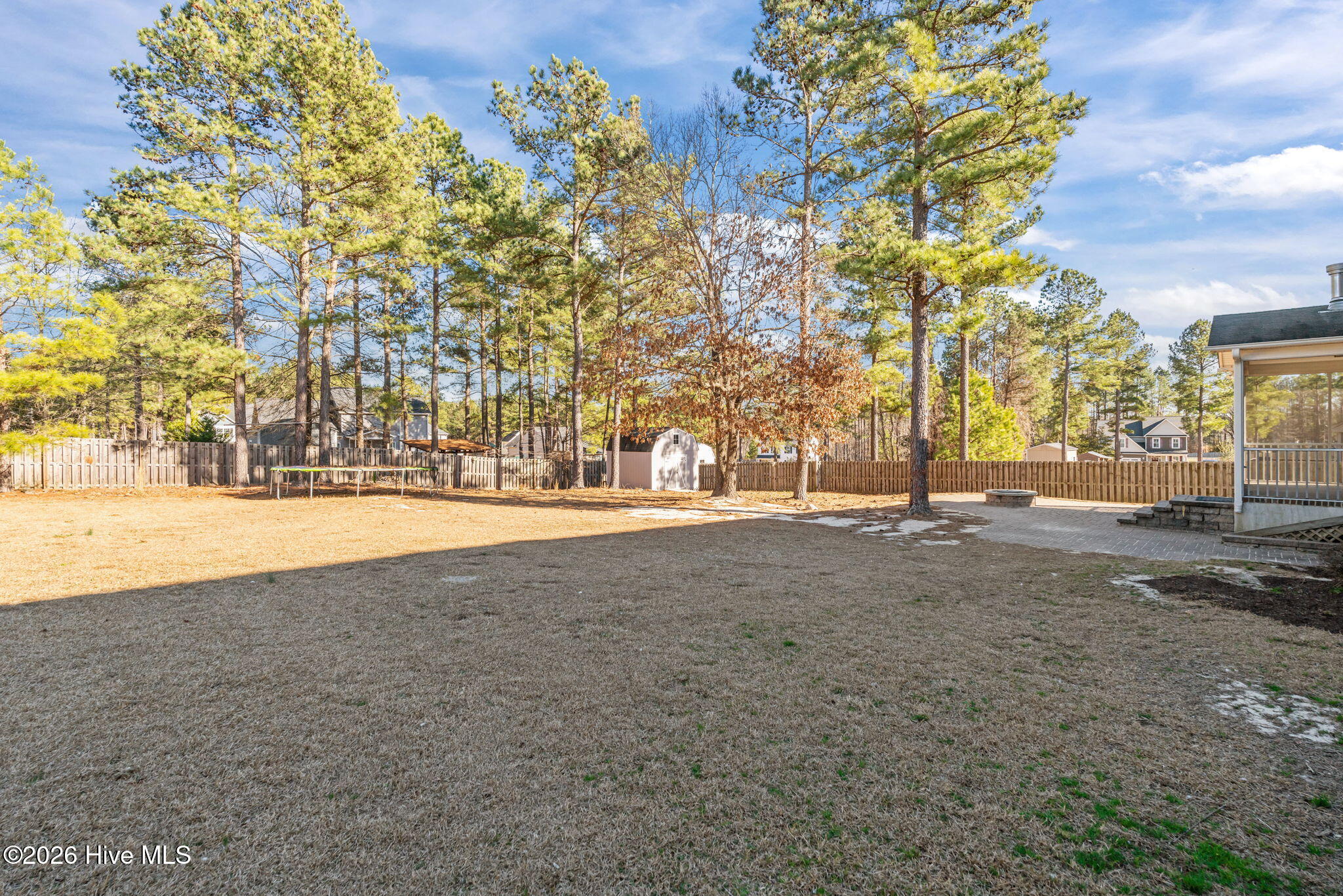 main property photo 40