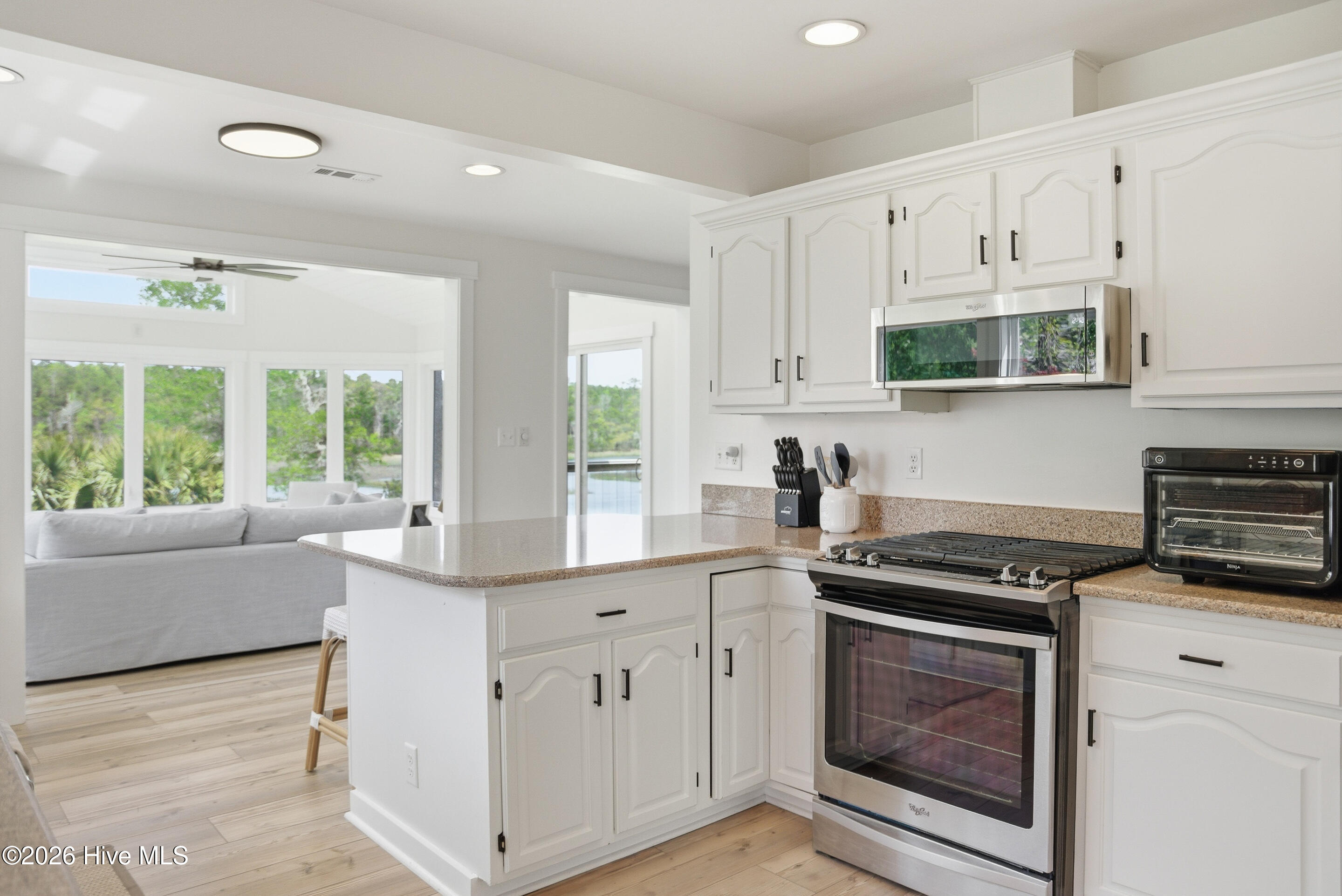 main property photo 83