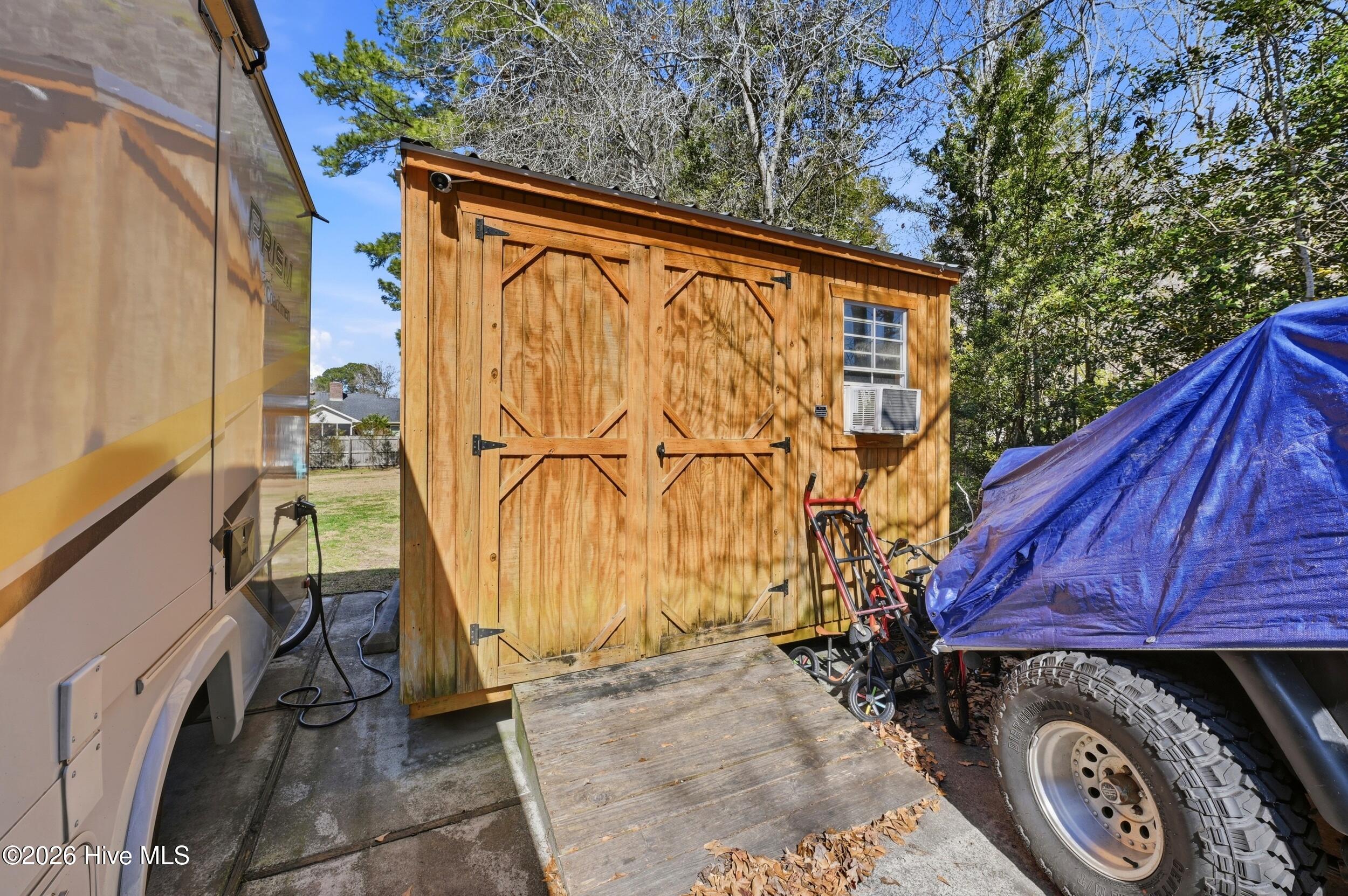 main property photo 36