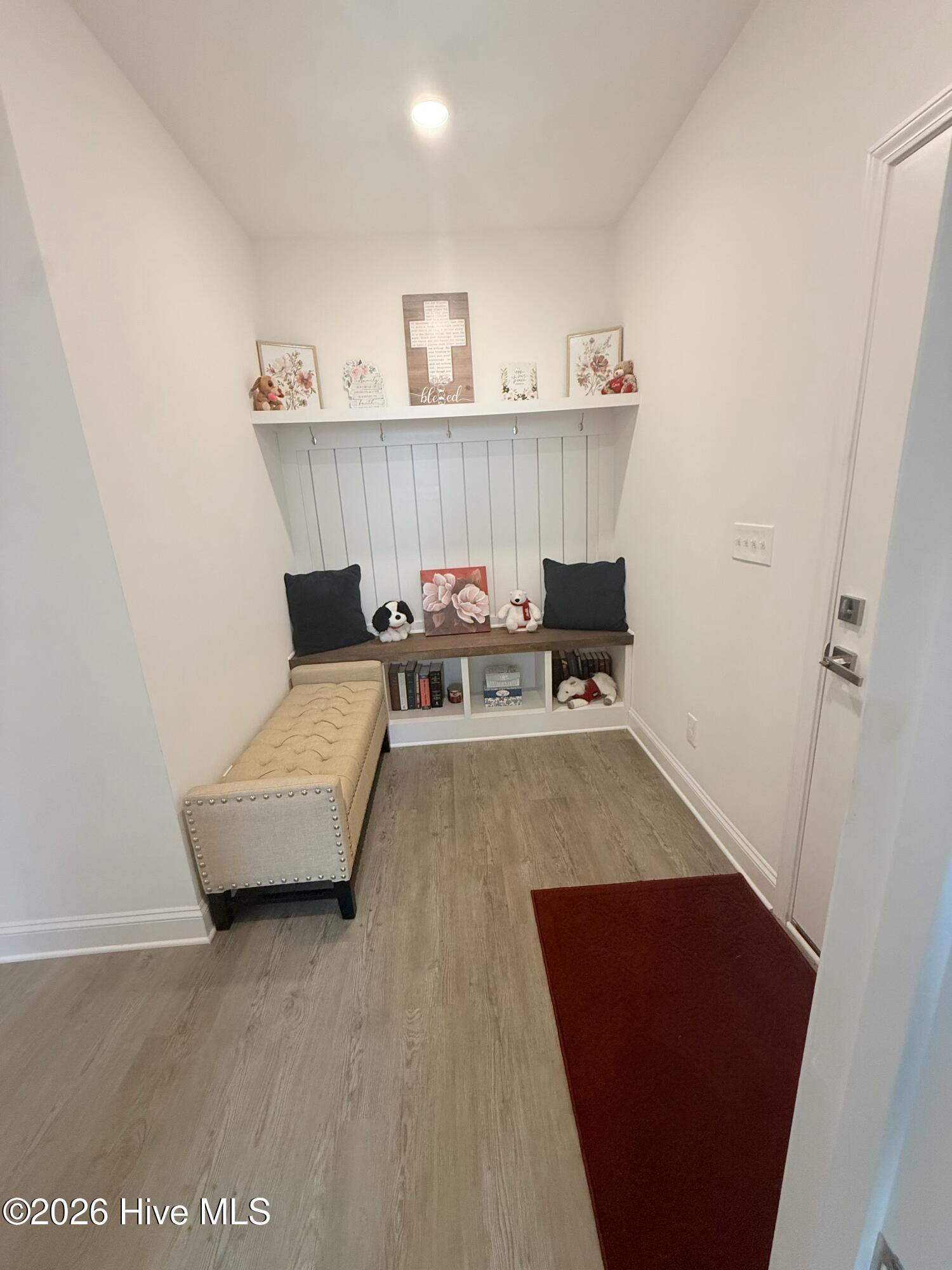 main property photo 18