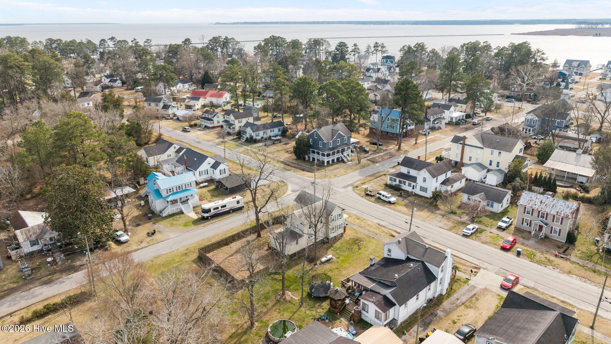 main property photo 16