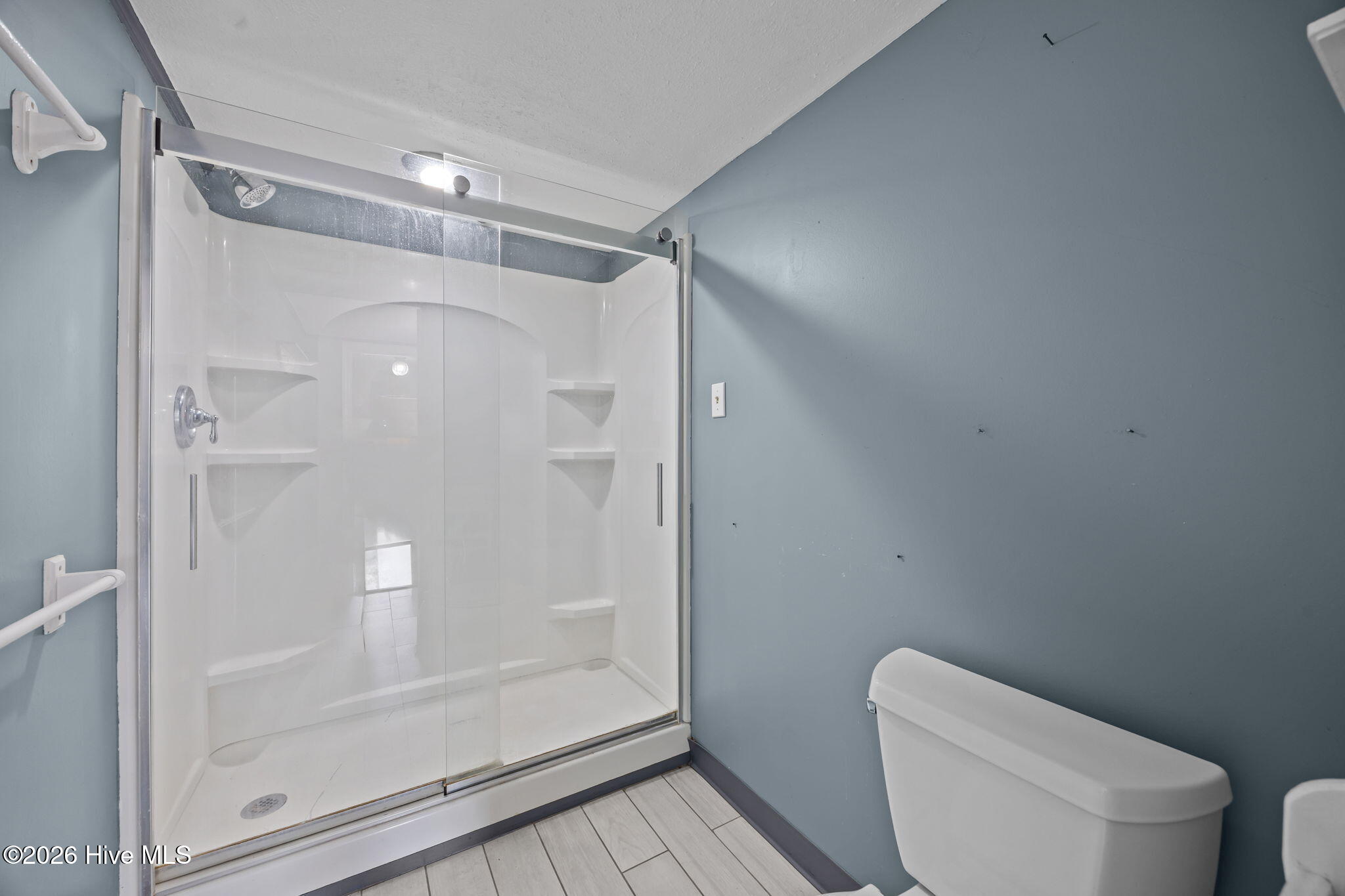 main property photo 45