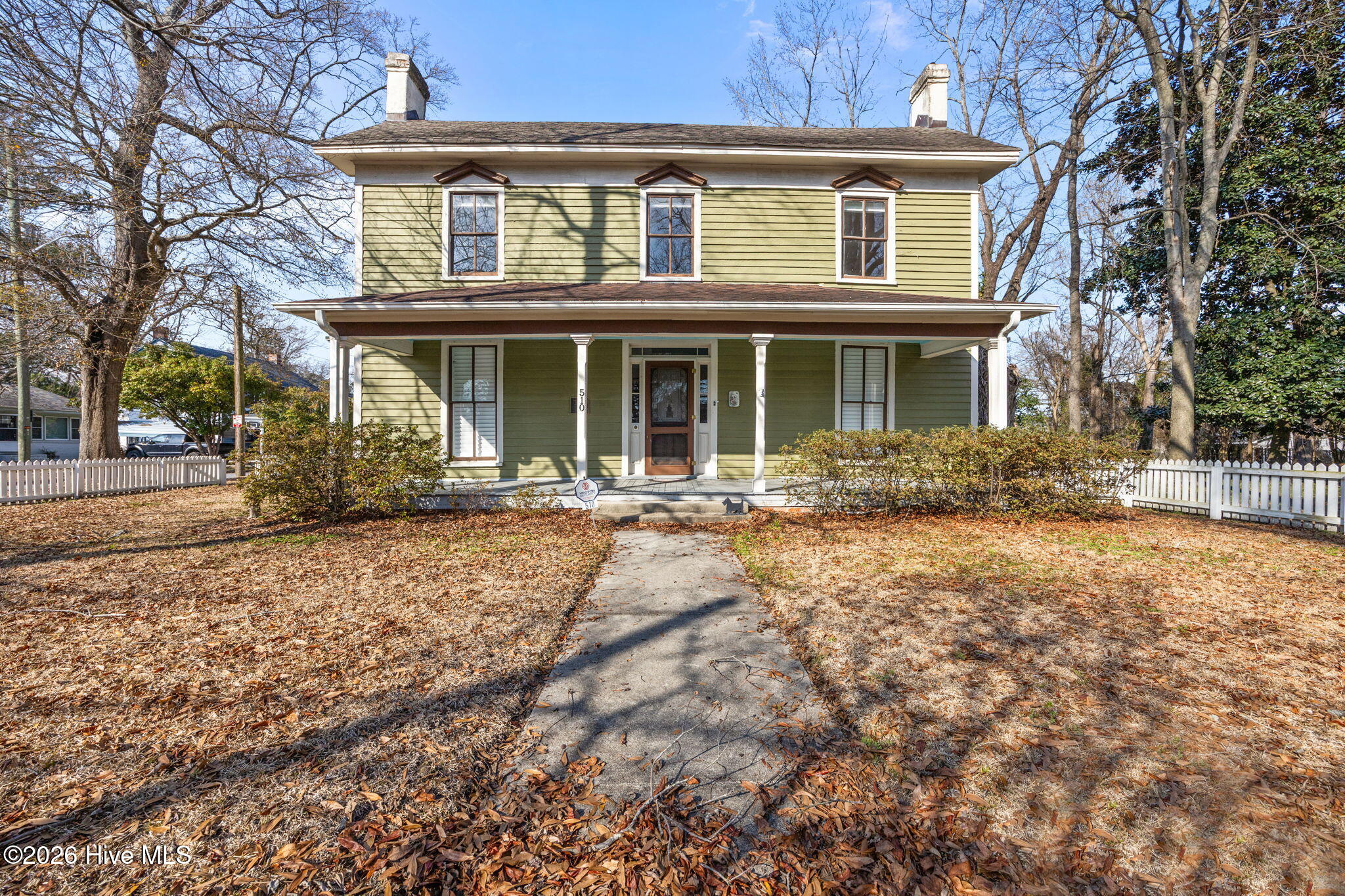 main property photo 37