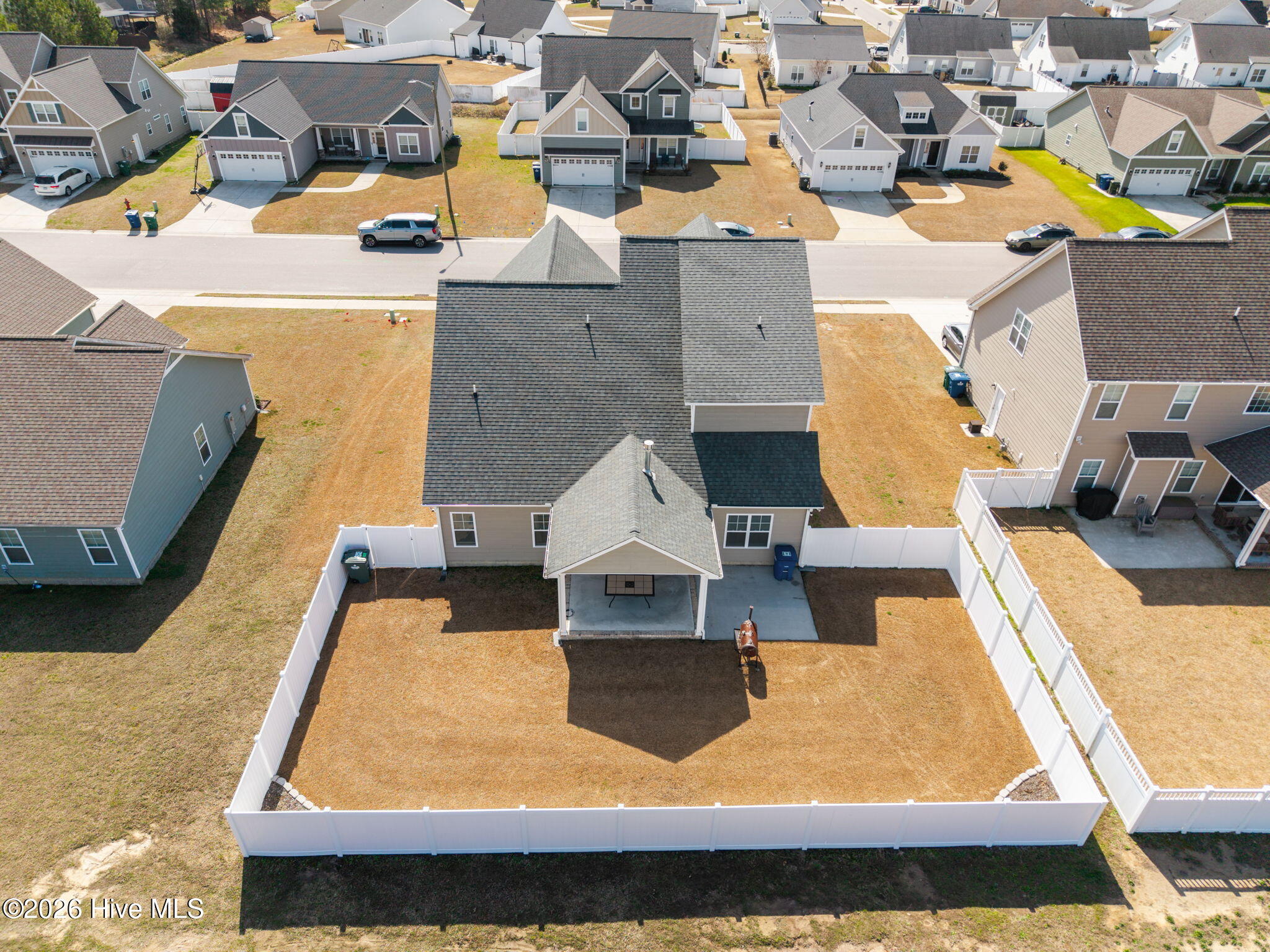 main property photo 20