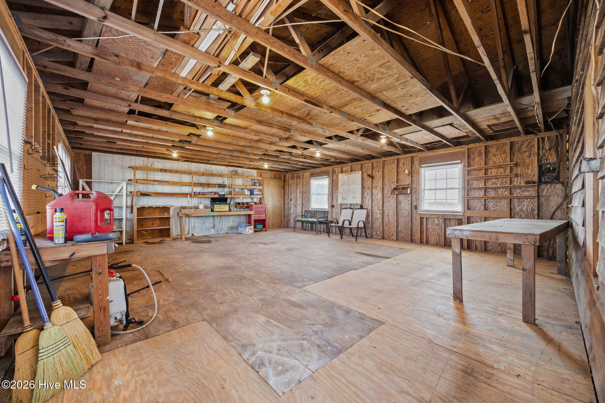 main property photo 21