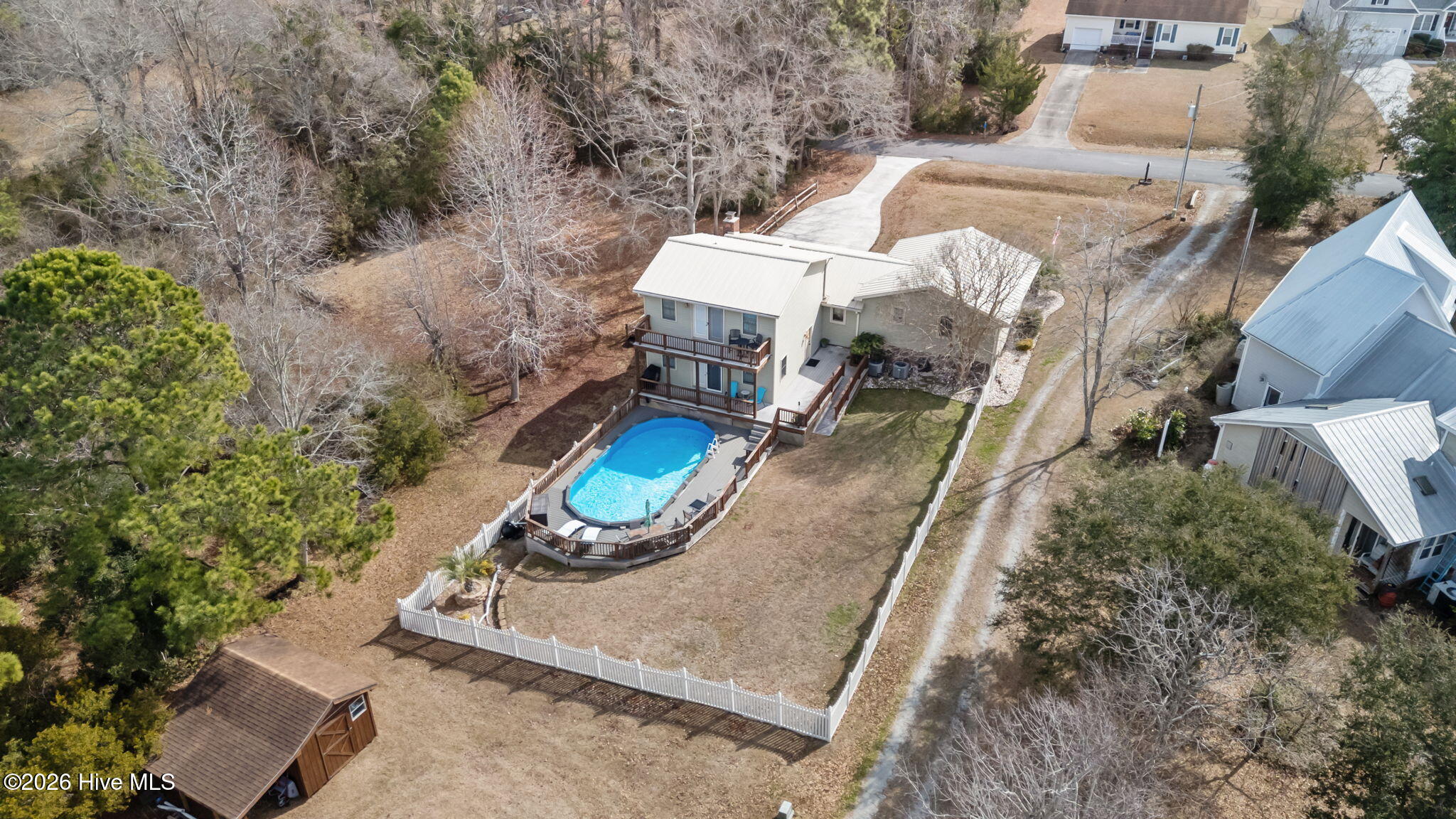 main property photo 50
