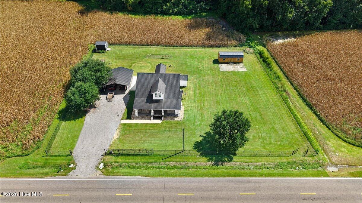 main property photo 33