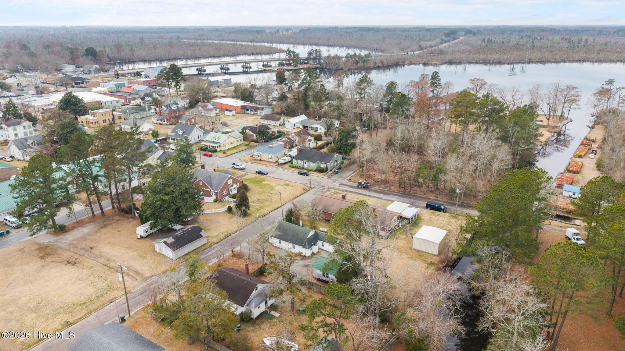 main property photo 14