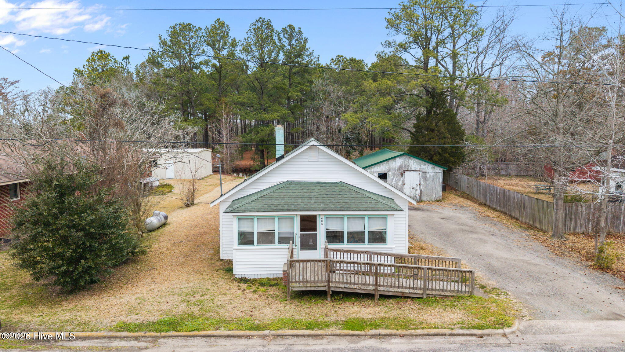 main property photo 7